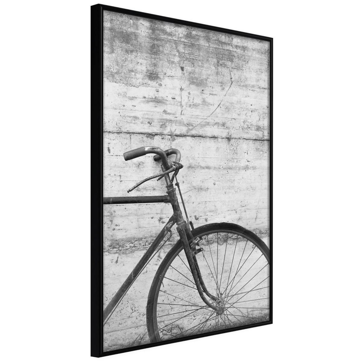 Paris Prix Affiche Murale Encadrée  Bicycle Leaning Against the Wall