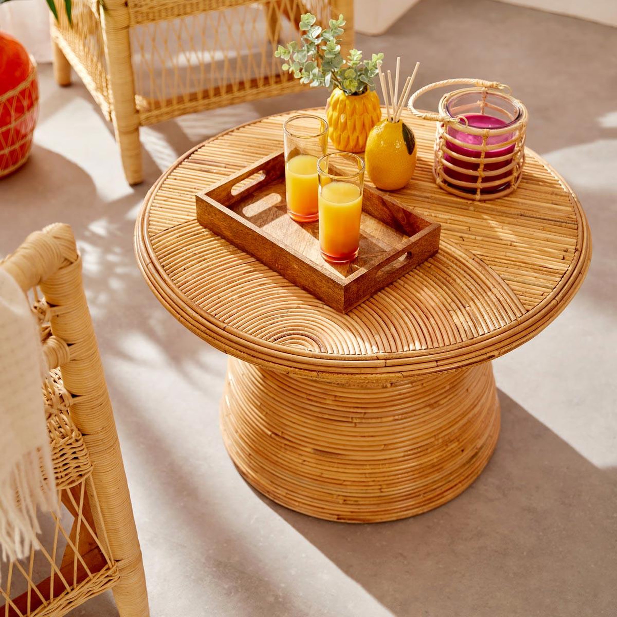 Voir la diapositive 4 : ATMOSPHERA Table basse en rotin  tanae  70cm naturel