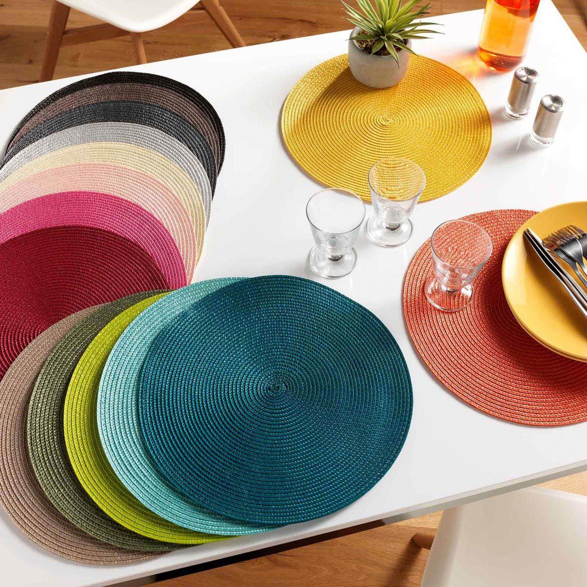 Voir la diapositive 2 : Douceur d'Intérieur Set de table uni  zebulon  35cm bleu pétrole