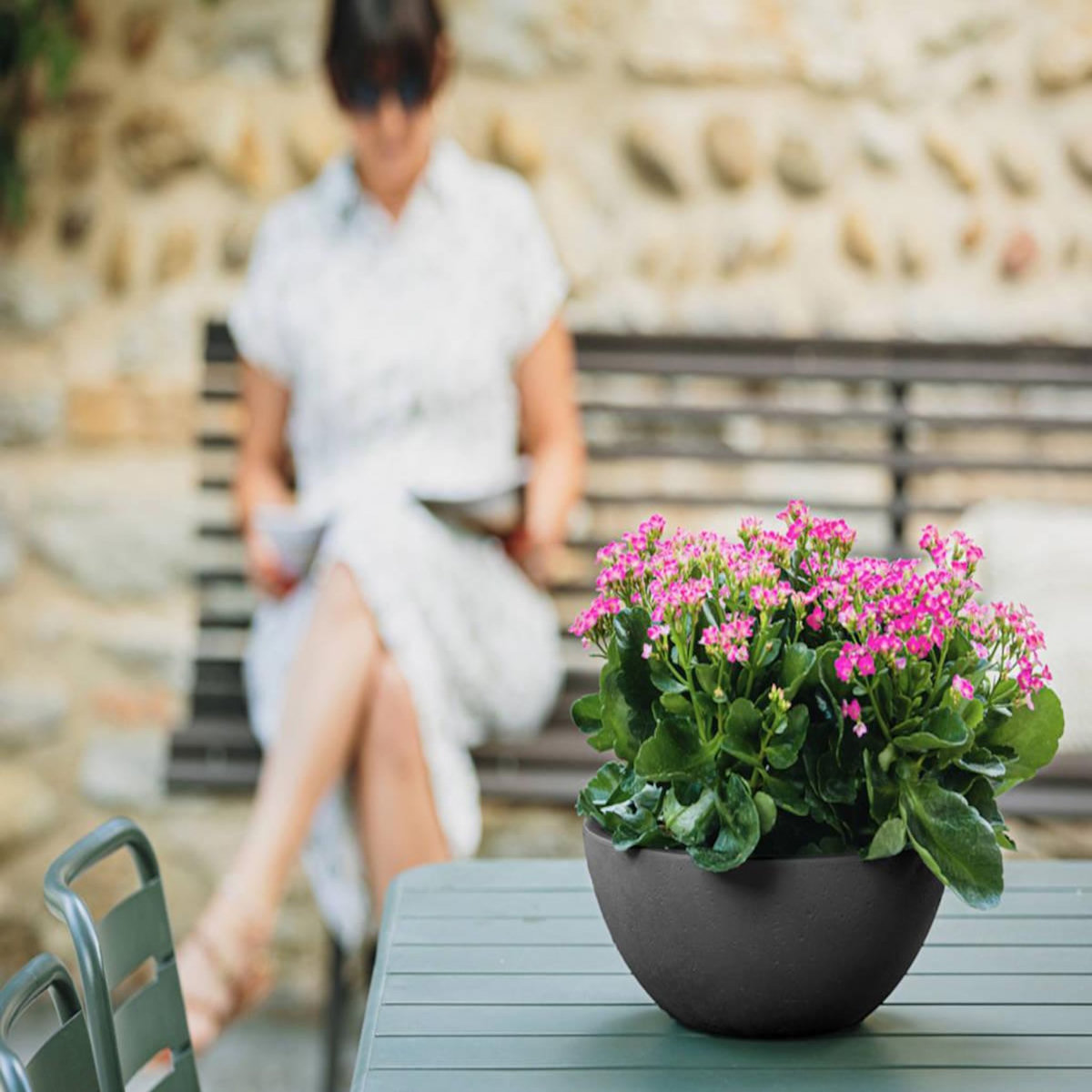 Eda Pot de fleurs vasque Basalt Up Ø 24,5 x 10,5 cm - 3,3 L - Gris anthracite - Eda