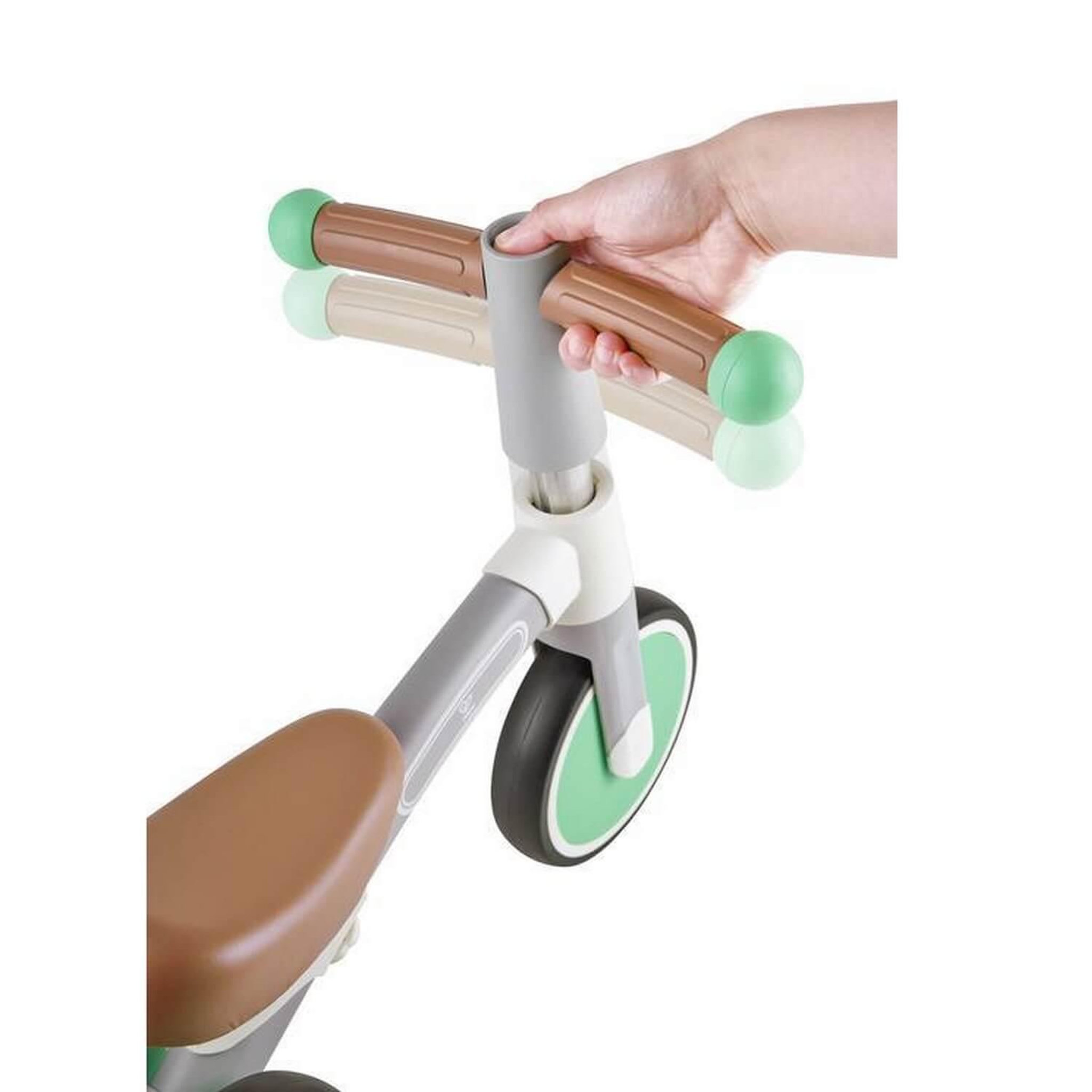 Voir la diapositive 3 : Hape Premier tricycle pastel vert