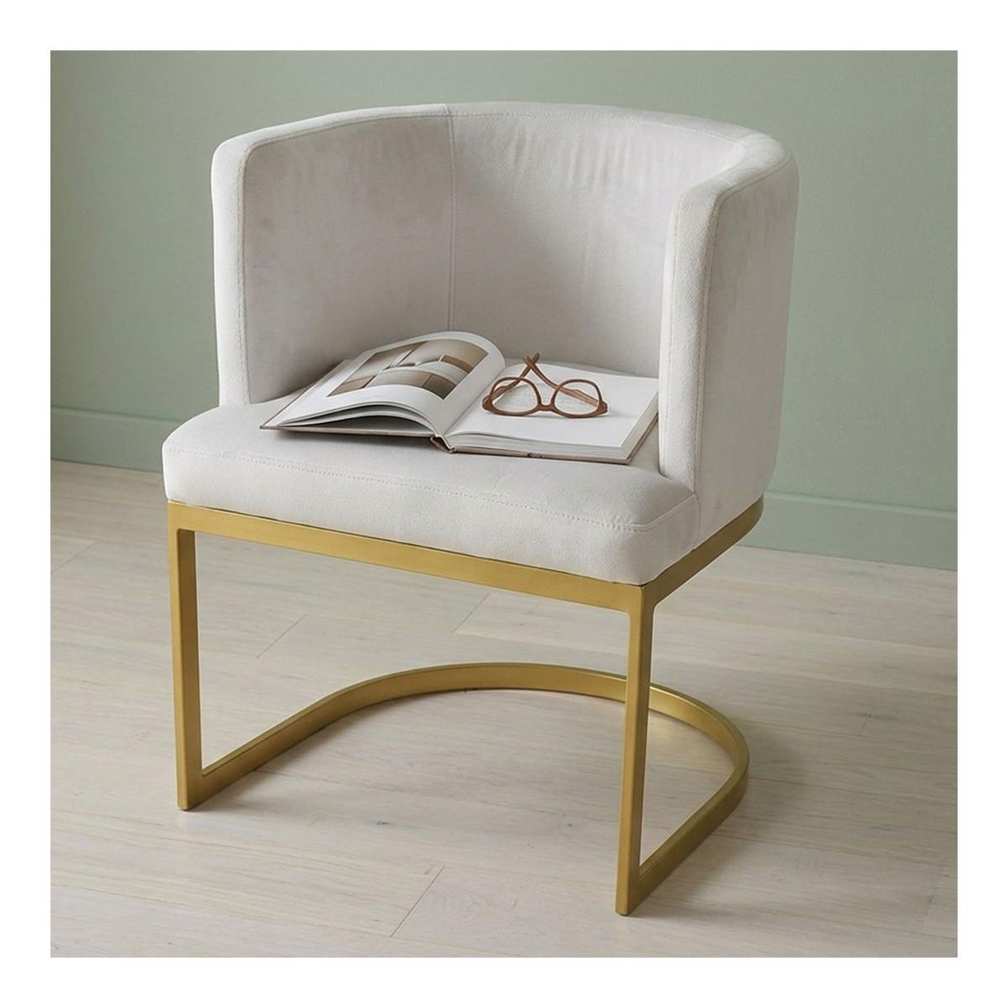 Voir la diapositive 6 : Paris Prix Chaise design en velours  noemy  75cm blanc & or