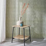 Voir la diapositive 2 : SWEEEK Table de chevet effet table d'école en décor bois avec structure en acier - 1 étagère centrale