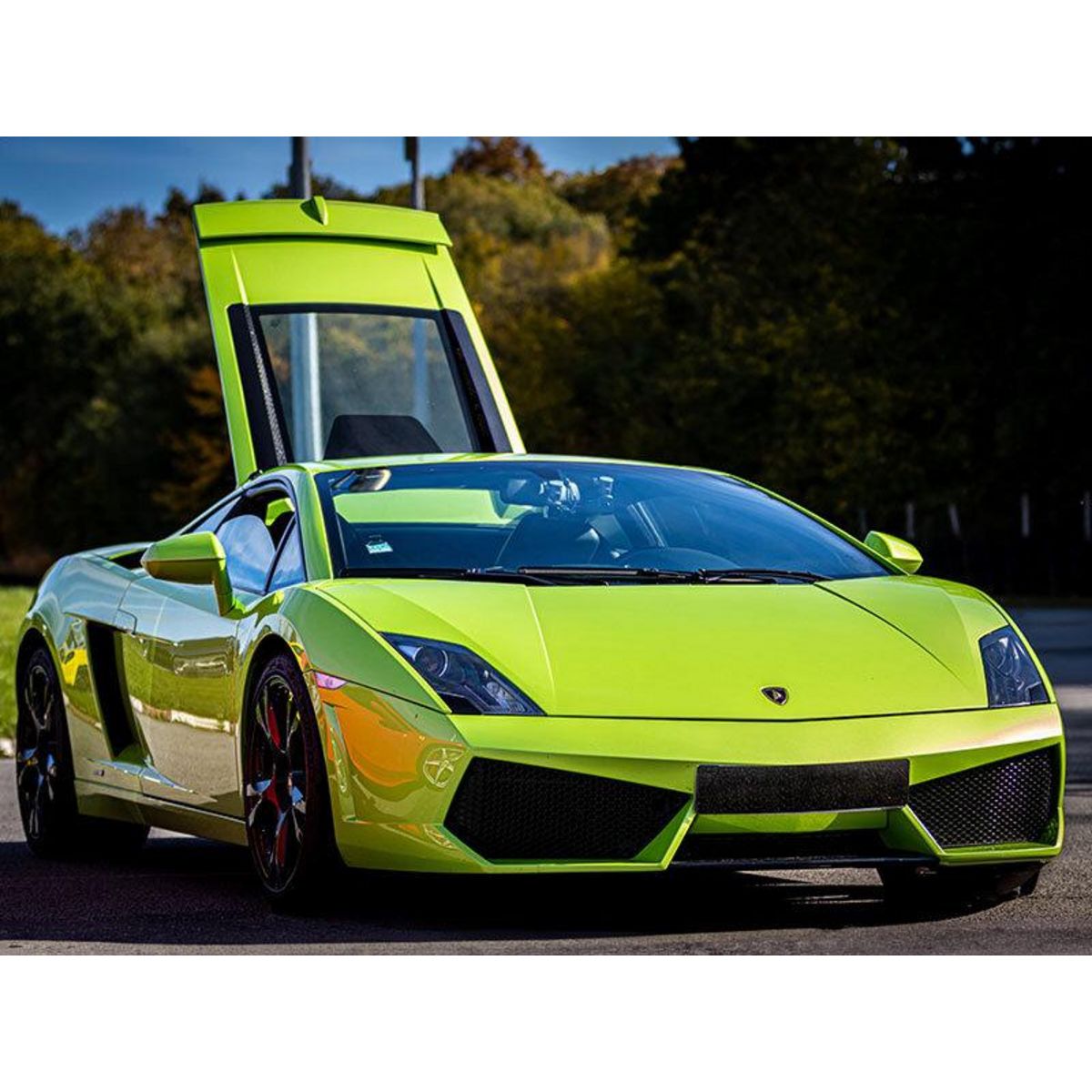 Smartbox Stage de pilotage : 2 tours sur le circuit de Mirecourt en Lamborghini Gallardo LP 560 - Coffret Cadeau Sport & Aventure