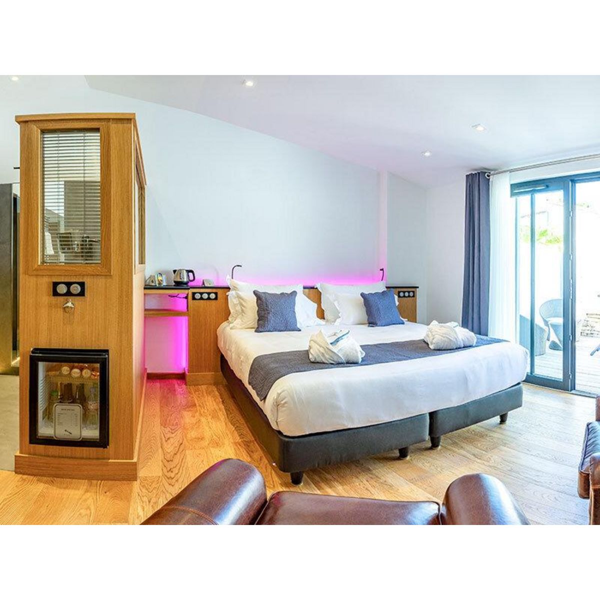 Smartbox 2 jours en suite avec dîner et séance de fauteuil massant dans un hôtel 4* sur l'Île de Ré - Coffret Cadeau Séjour