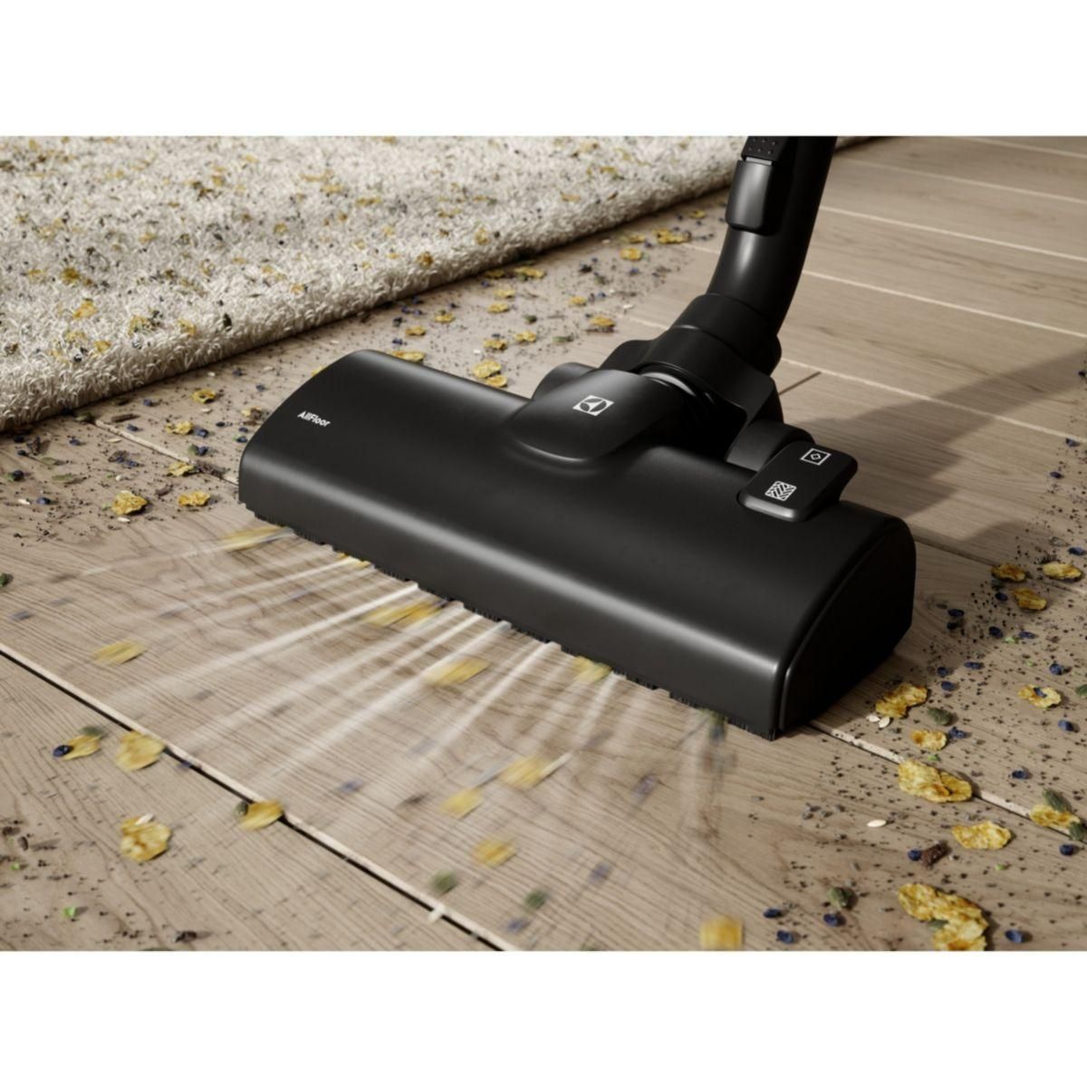 ELECTROLUX Aspirateur avec sac EB51A4OG