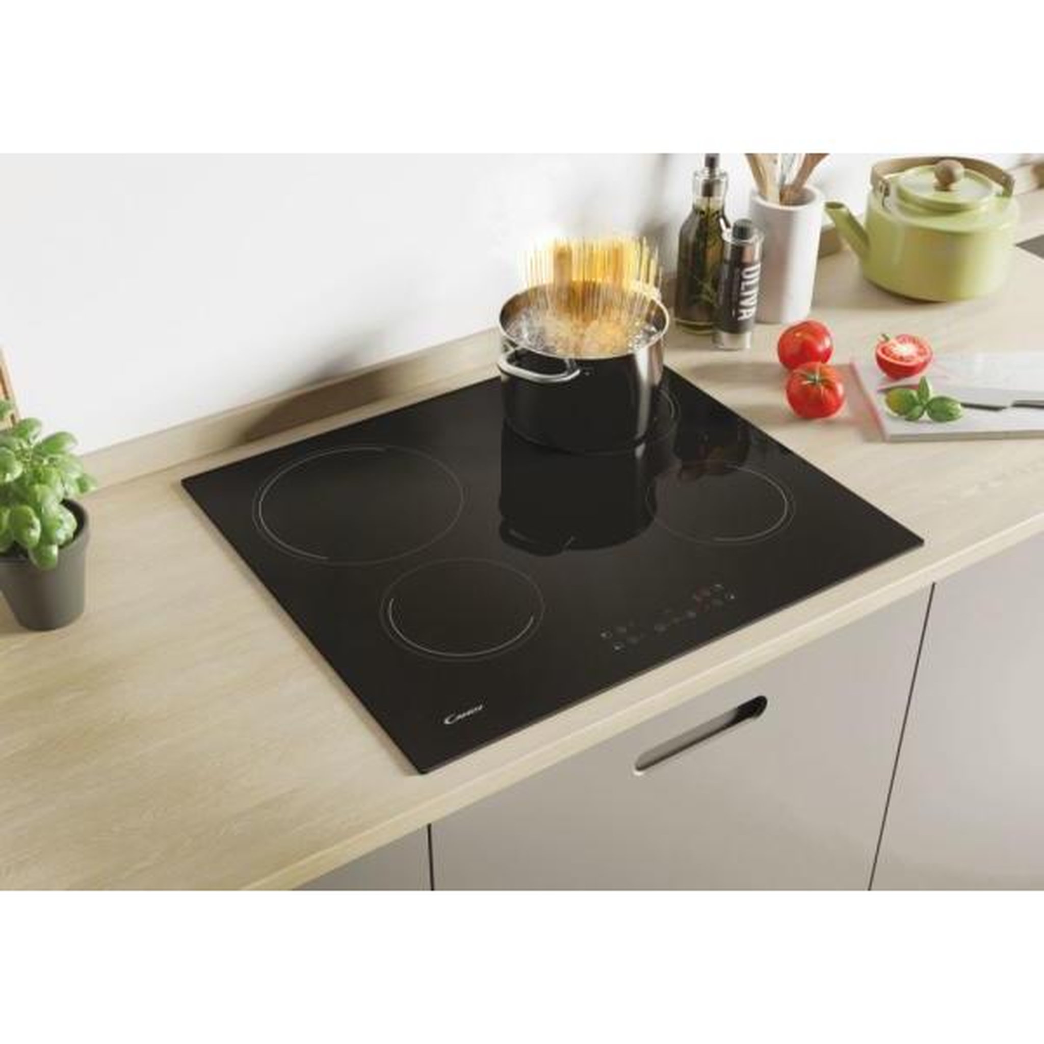 Voir la diapositive 4 : Candy Plaque de Cuisson - Vitroceramique  CANDY CH64CCB - 4 foyers - L 56 x P 49 cm - Revetement verre noir