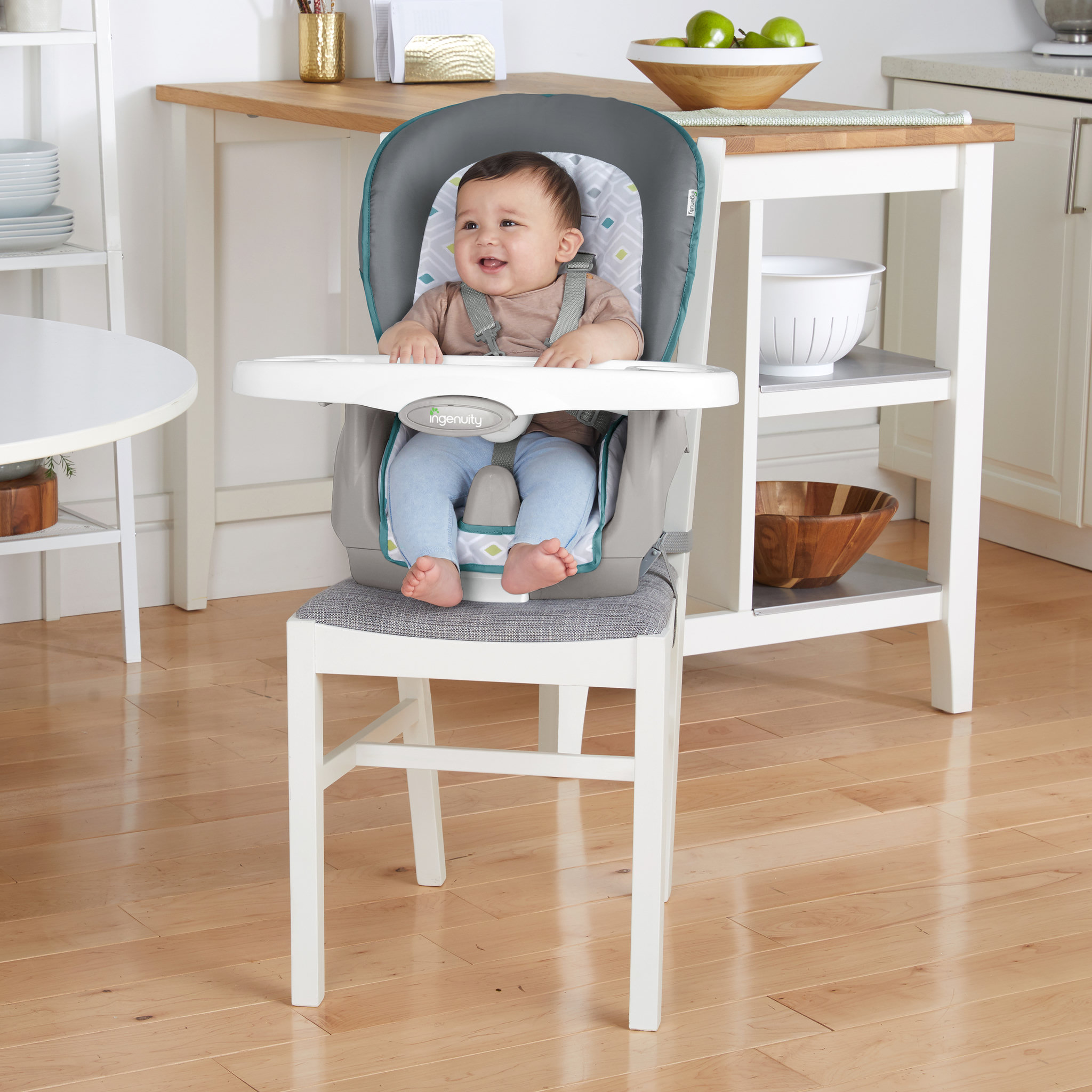 Voir la diapositive 7 : Ingenuity Chaise haute évolutive 3 en 1 Nash