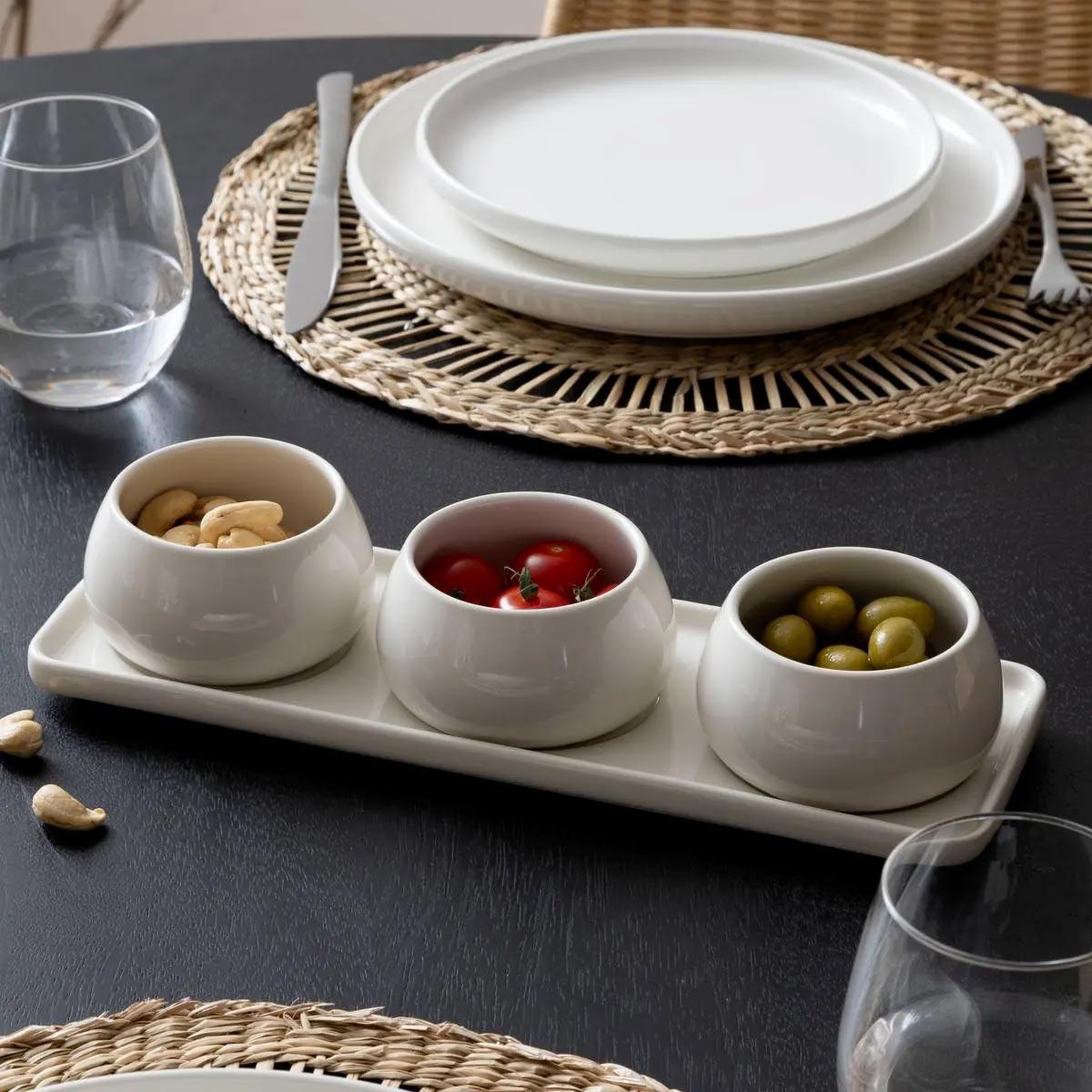 Voir la diapositive 4 : SECRET DE GOURMET Service apéritif 4 pièces  nora  9cm blanc