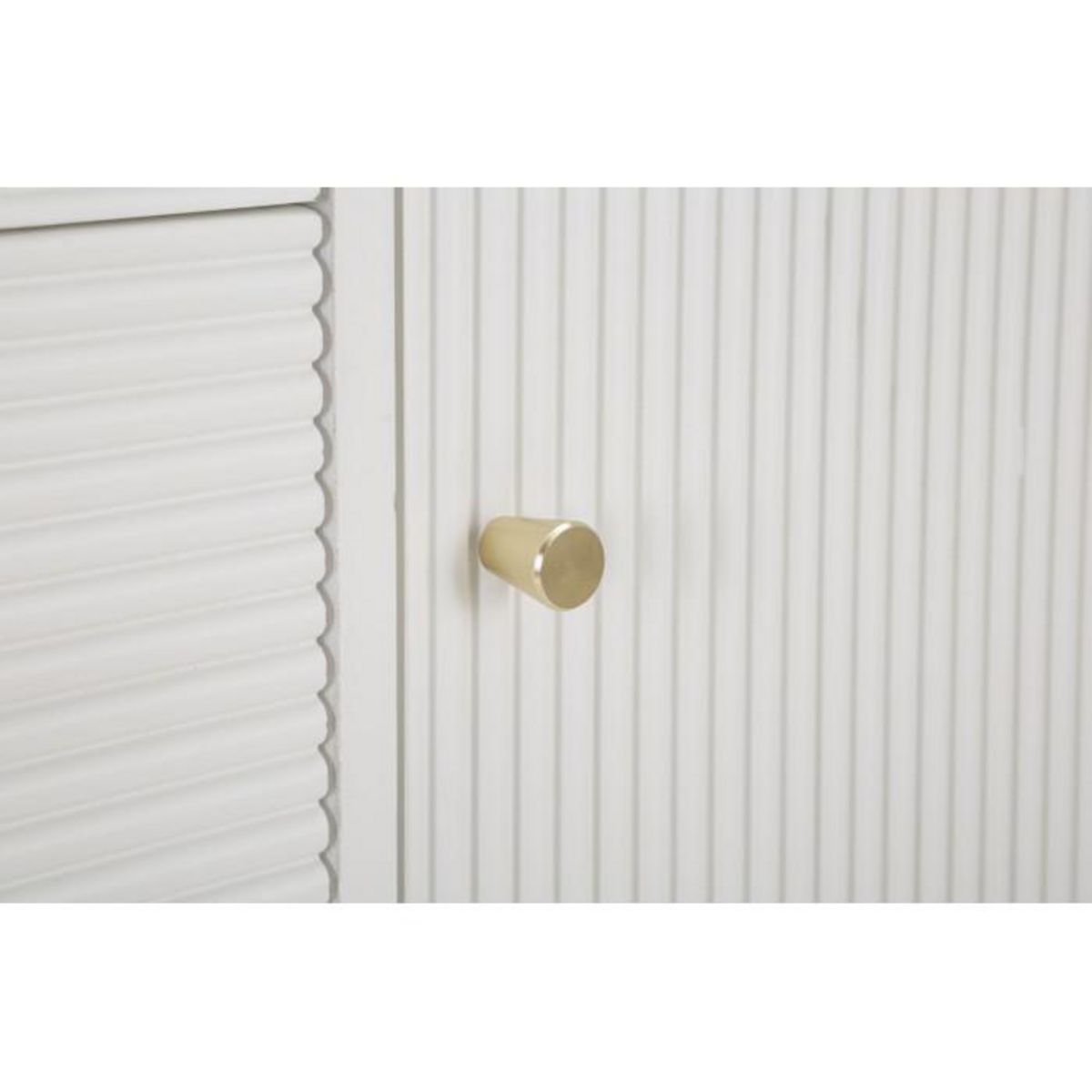 Paris Prix Buffet 2 Portes & 4 Tiroirs en Bois  Matera  117cm Blanc & Naturel