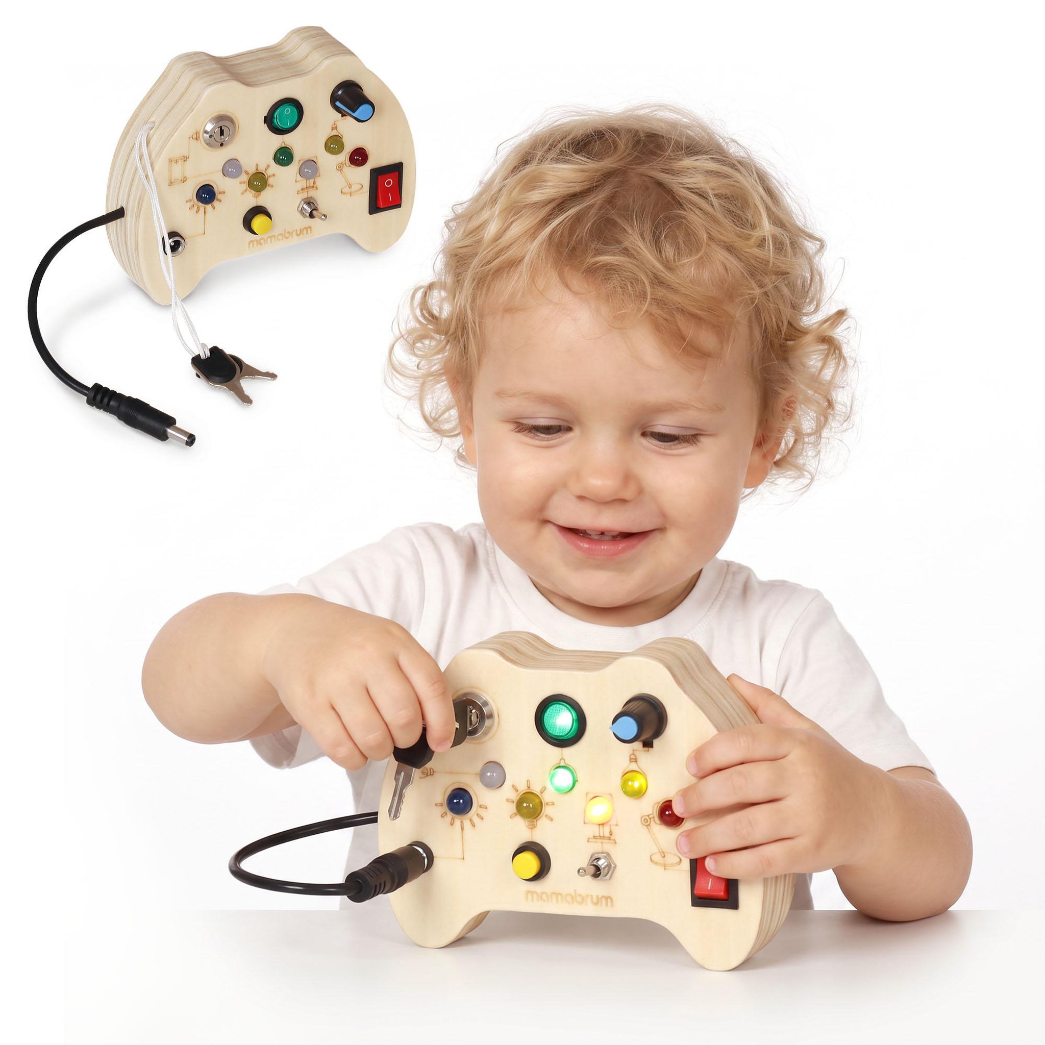 MAMABRUM Mini Planche de Manipulation Bois Manette Jeu LED Mamabrum