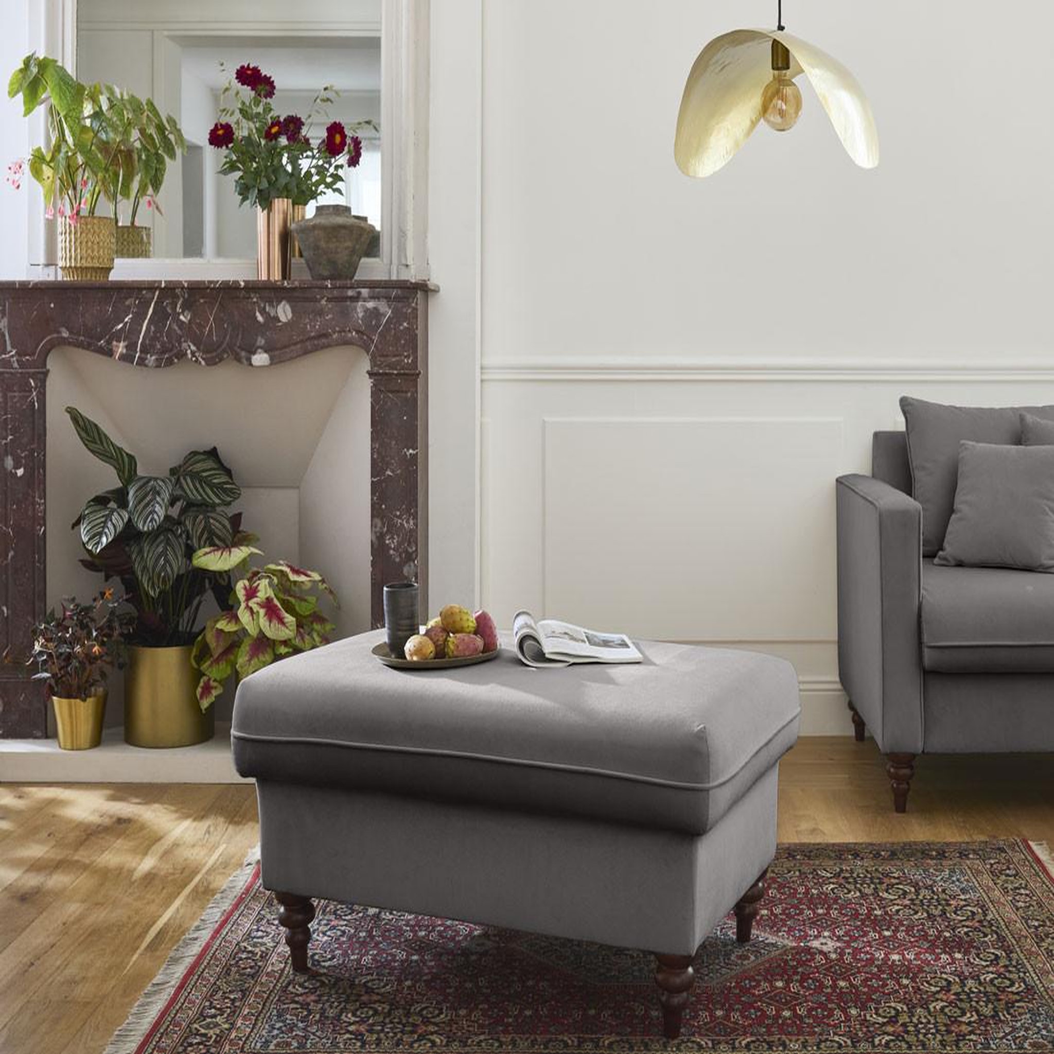 Voir la diapositive 1 : BEST MOBILIER Flamingo - pouf en velours
