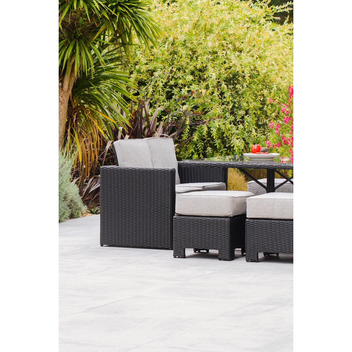 DCB GARDEN Salon de jardin encastrable 8 personnes noir OCEANE