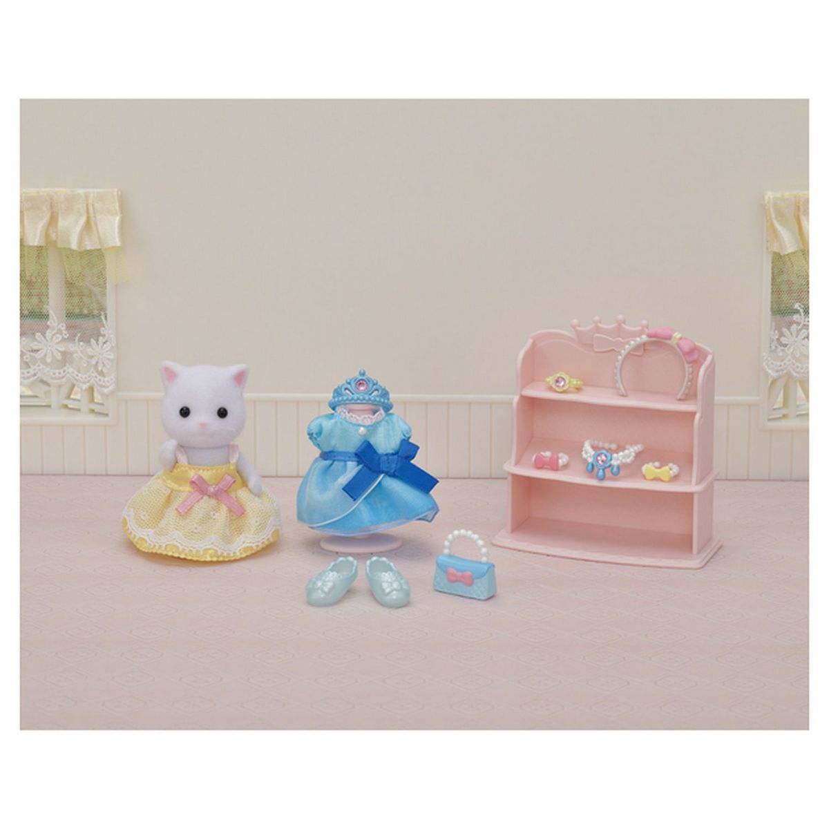 Sylvanian families Sylvanian Families - 5645 - La fille Chat Persan et sa panoplie de princesse