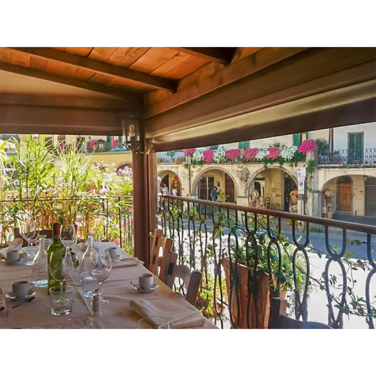 Smartbox 2 jours en Italie dans le Chianti avec dîner toscan typique 3 plats - Coffret Cadeau Séjour