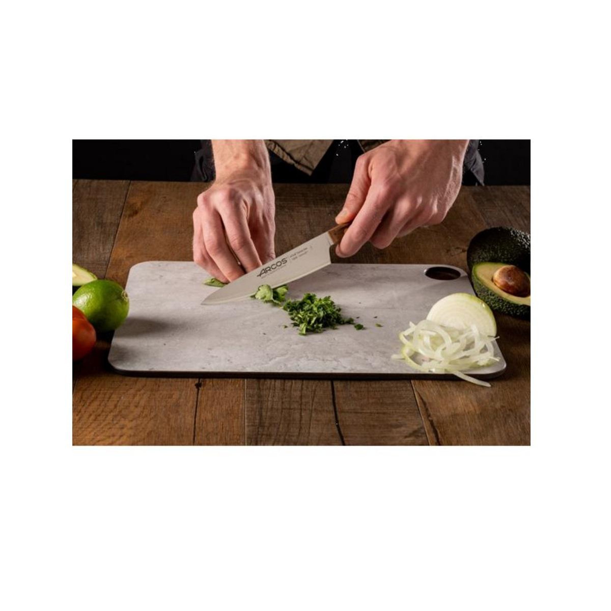Voir la diapositive 4 : Arcos Couteau du chef 16cm - 165900