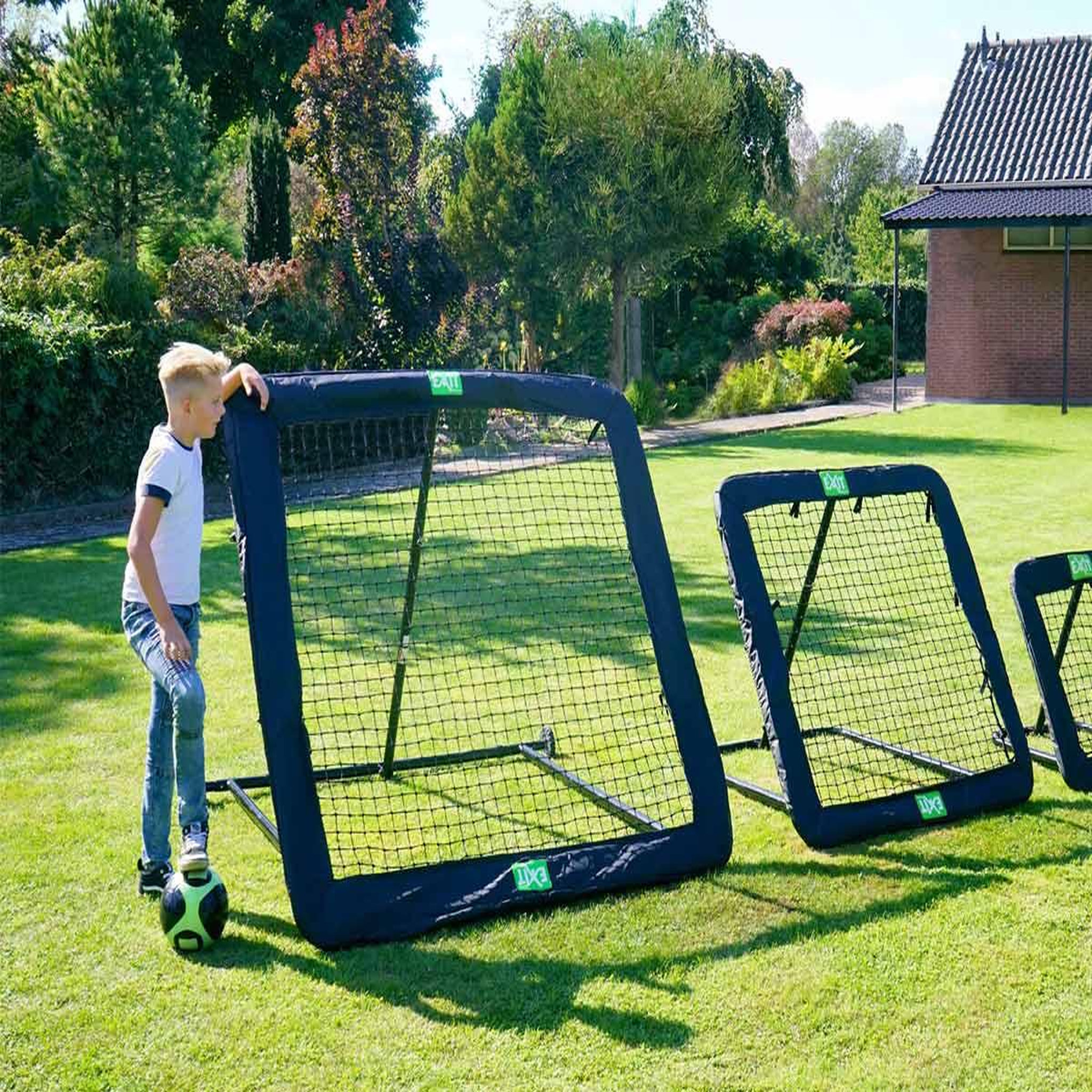 Voir la diapositive 6 : EXIT TOYS Rebondisseur multisport Kickback L 1,24 x 1,24 cm - Exit Toys