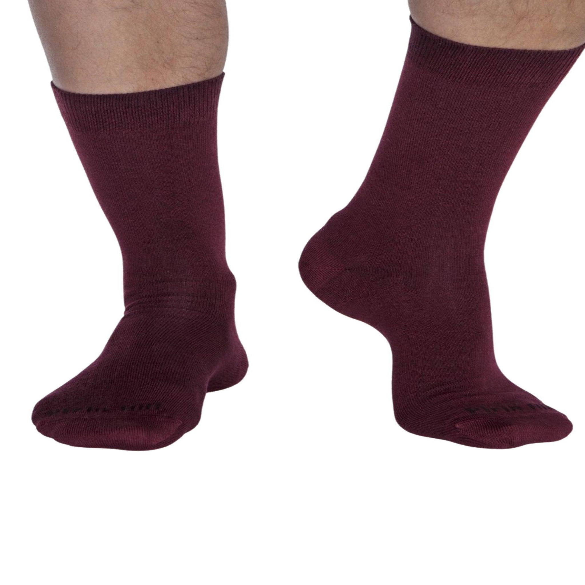 Voir la diapositive 2 : PIRIN HILL Chaussettes en bambou unies bordeaux