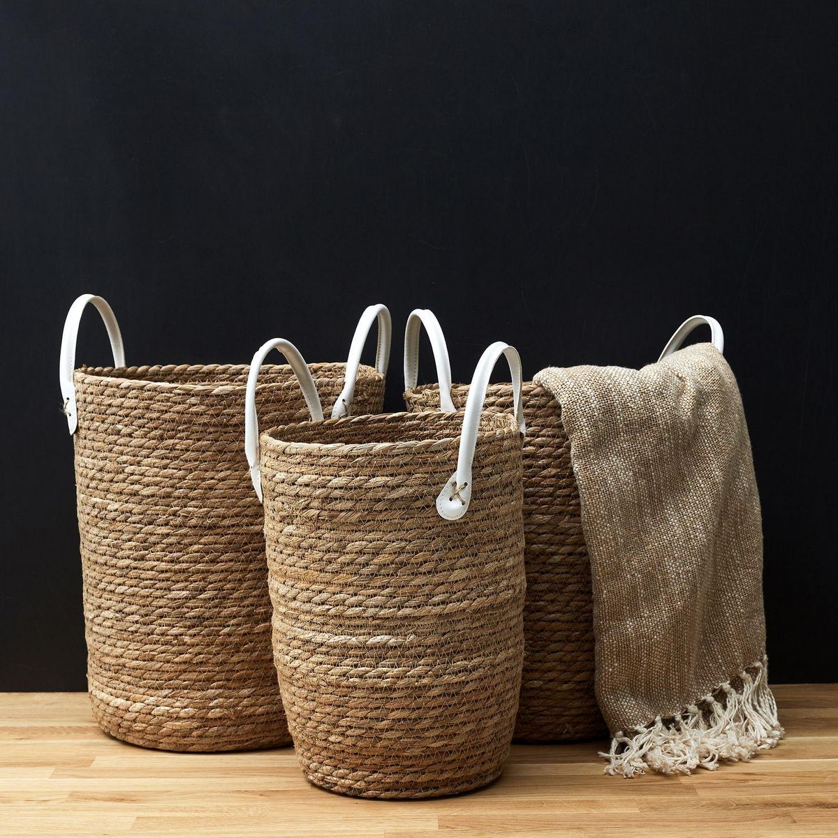 TOILINUX Lot de 3 paniers tressés avec 2 anses en simili - Beige et Blanc