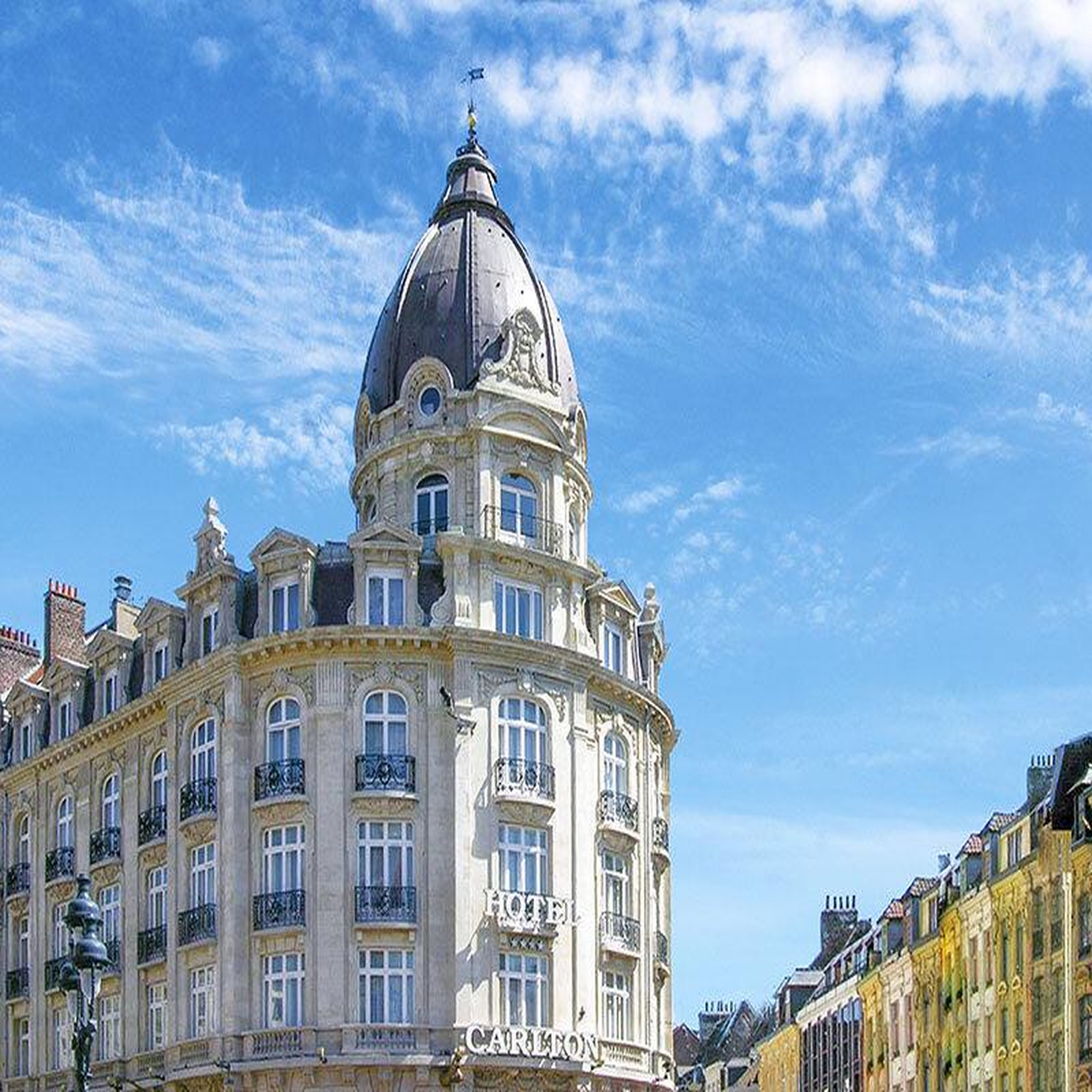 Voir la diapositive 4 : Smartbox Marché de Noël à Lille : 2 jours pour profiter des fêtes - Coffret Cadeau Séjour