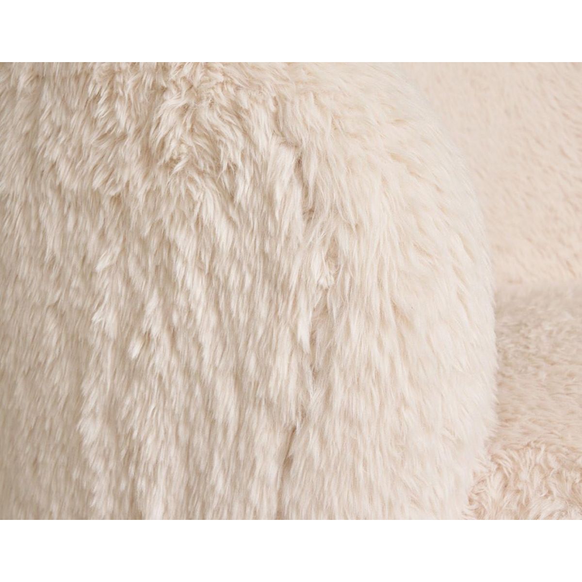 LISA DESIGN Maeto - fauteuil - en fausse fourrure