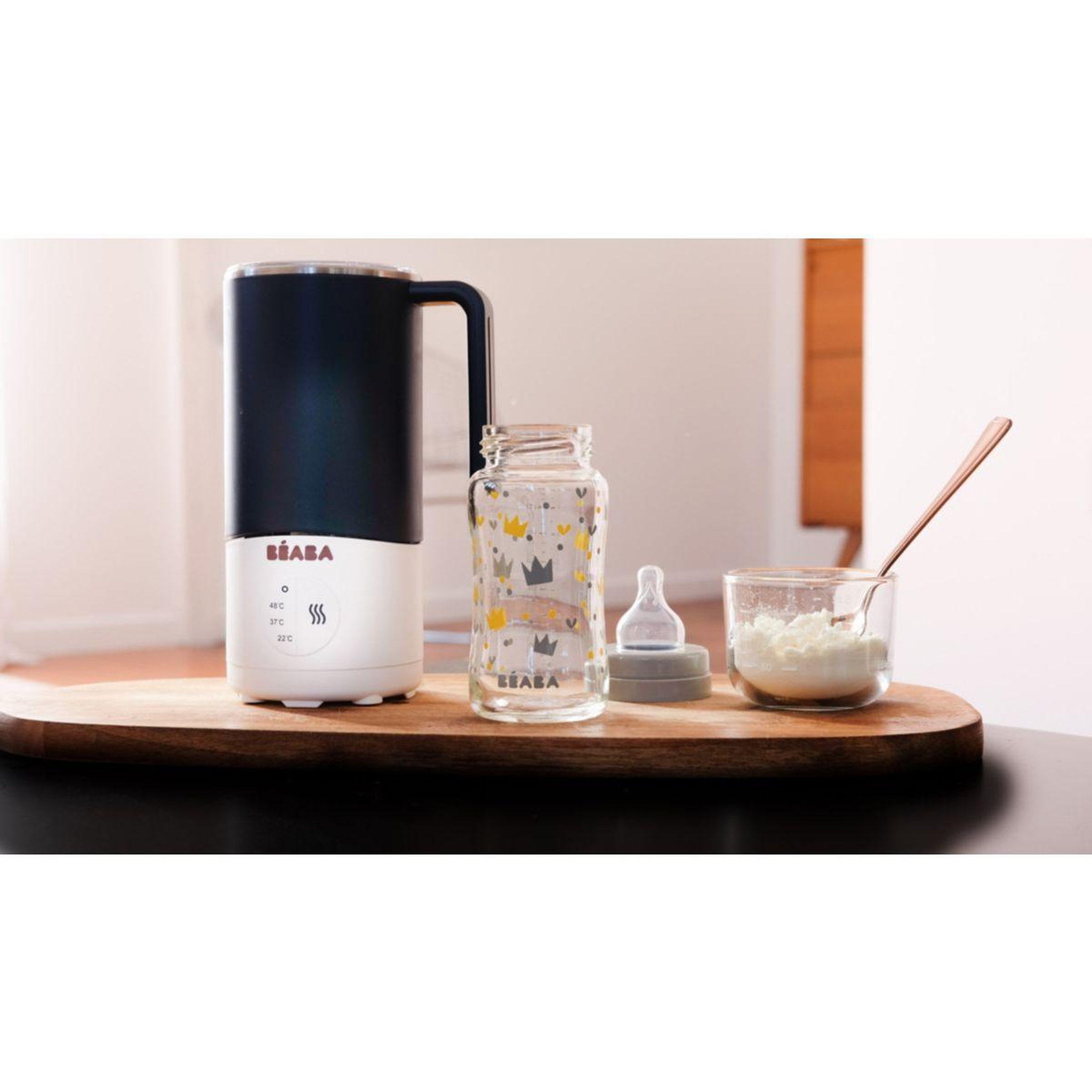 Voir la diapositive 3 : BEABA Préparateur biberon Milkprep night blue EU