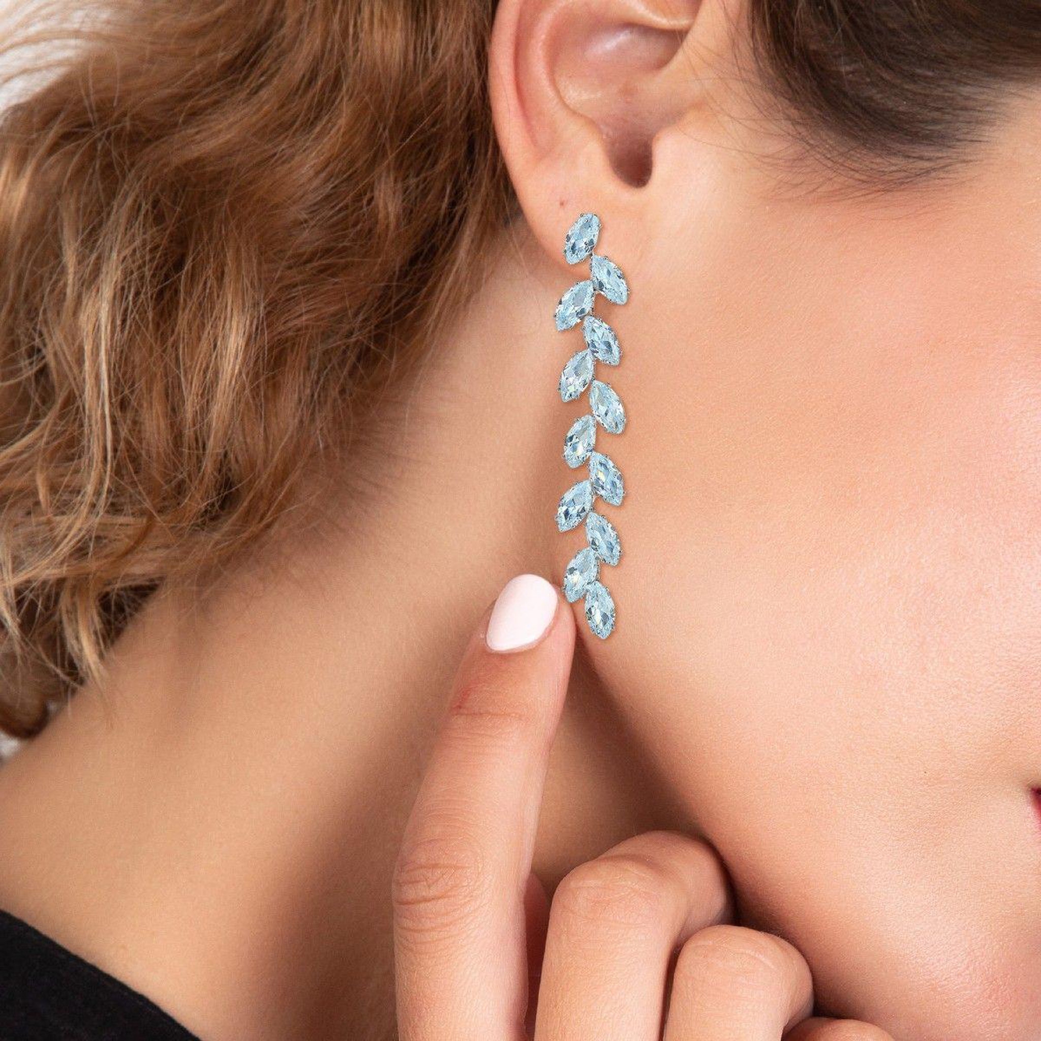 Voir la diapositive 2 : SC CRYSTAL Boucles d'oreilles SC Crystal ornées de Zirconium