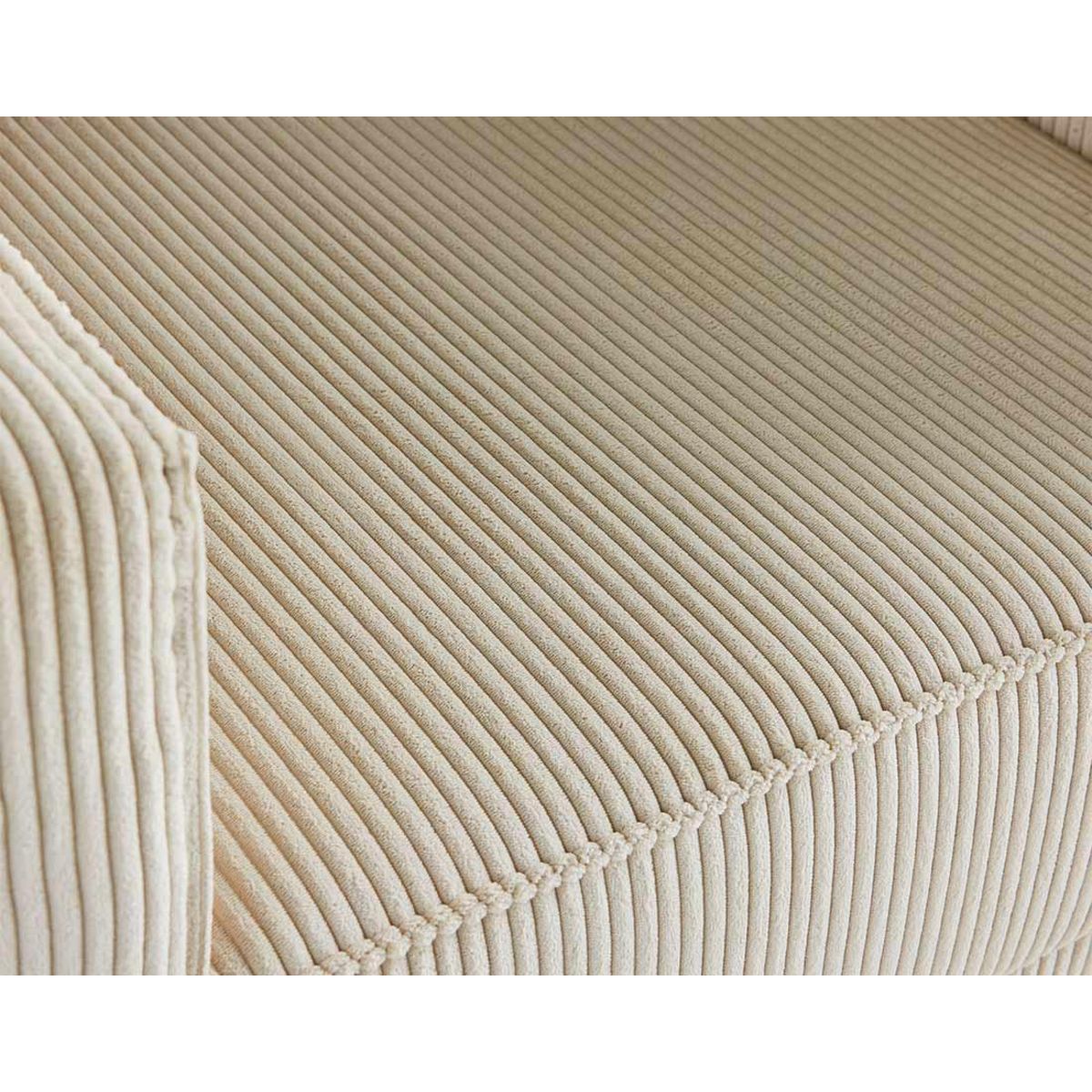 LISA DESIGN Charlie - fauteuil - pieds hauts - en velours côtelé