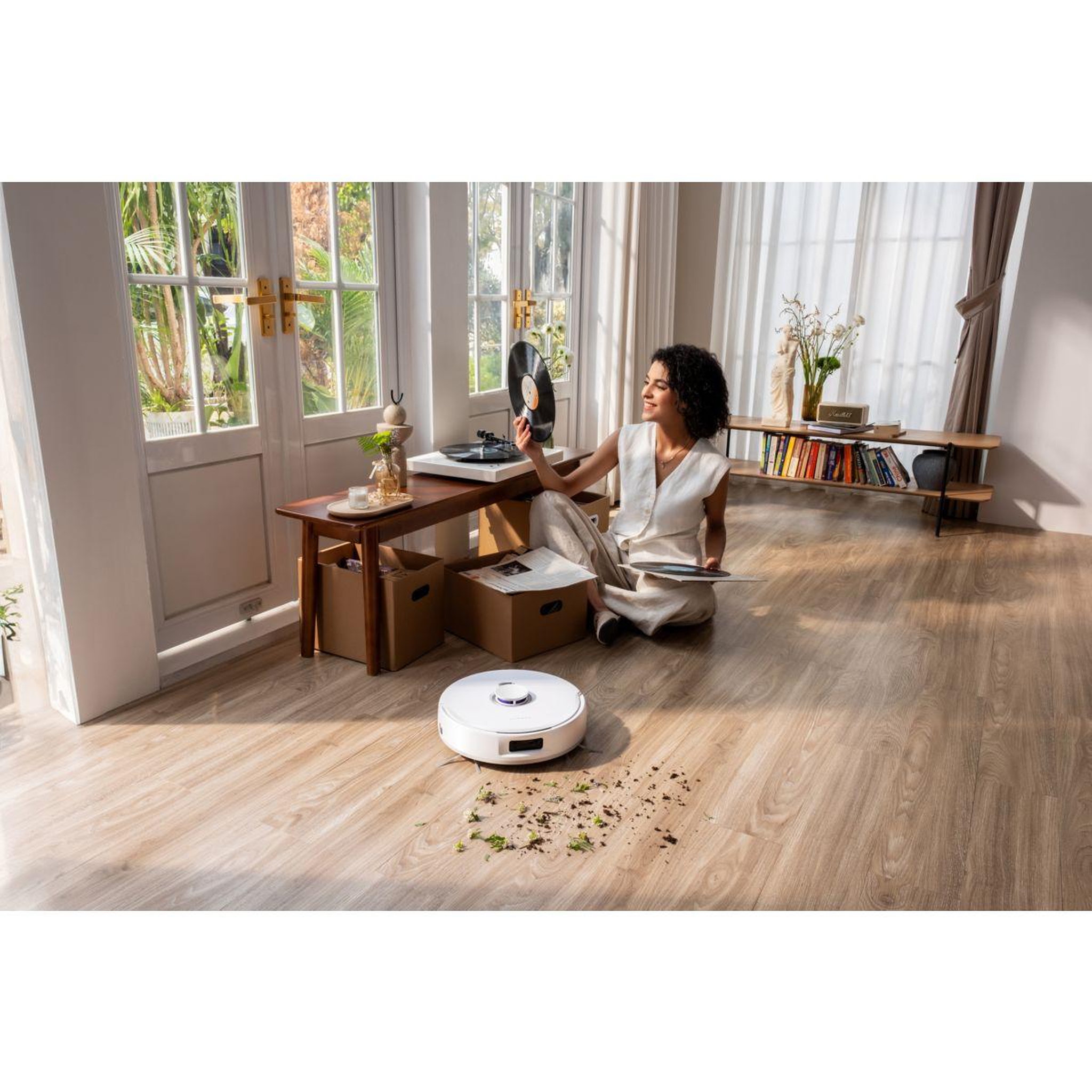 Voir la diapositive 5 : NARWAL Robot aspirateur laveur freo z10