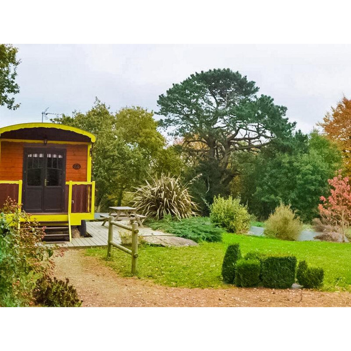 Smartbox Séjour insolite : 2 jours en roulotte sur la côte bretonne - Coffret Cadeau Séjour