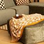 Voir la diapositive 5 : ATMOSPHERA Plaid Tricot Damier  Itha  130x180cm Ocre