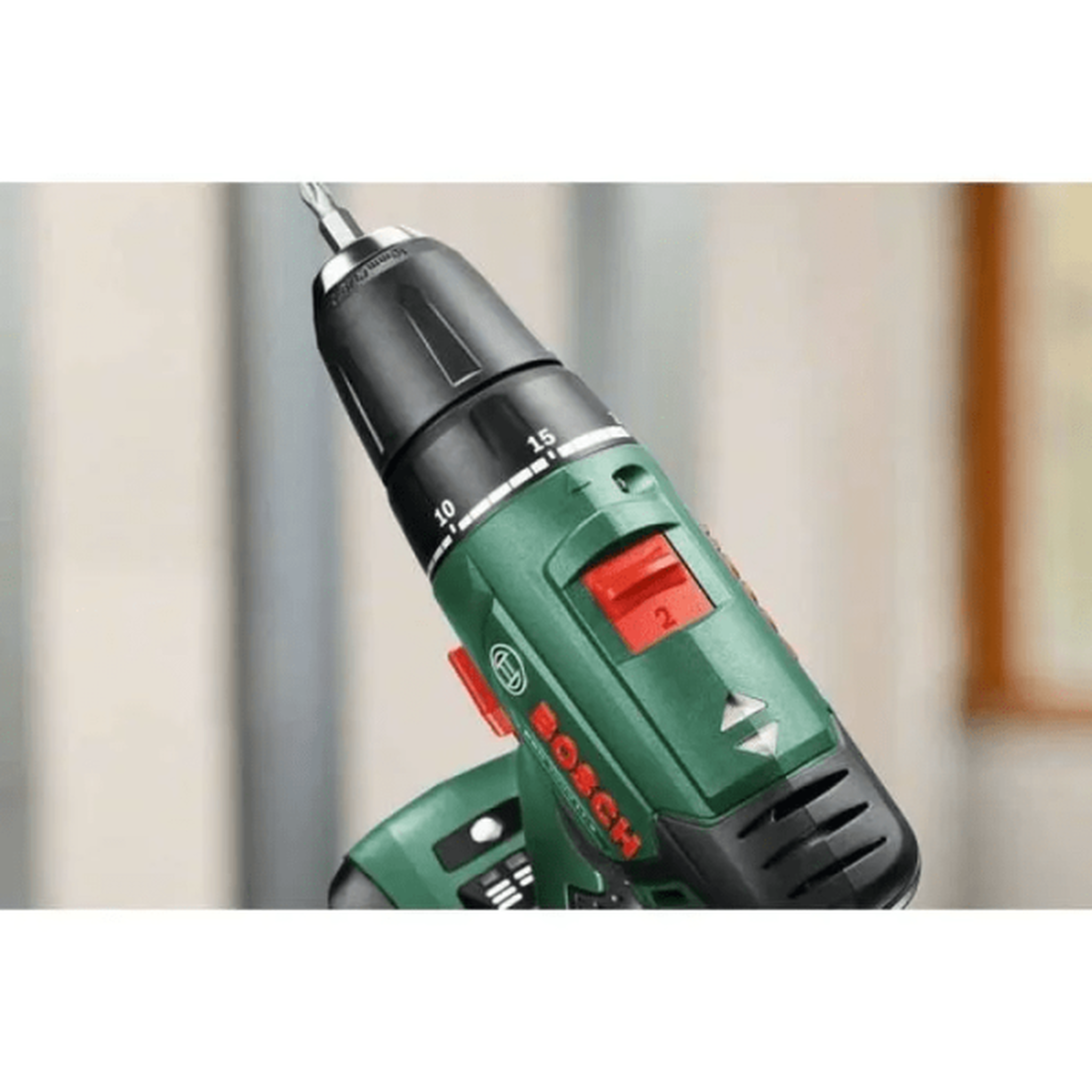 Voir la diapositive 4 : BOSCH [neuf – emballage abimé] pack 3 outils sans-fil 18v bosch - perceuse psr 1800 li-2 + scie sauteuse pst 18 + ponceuse excentri