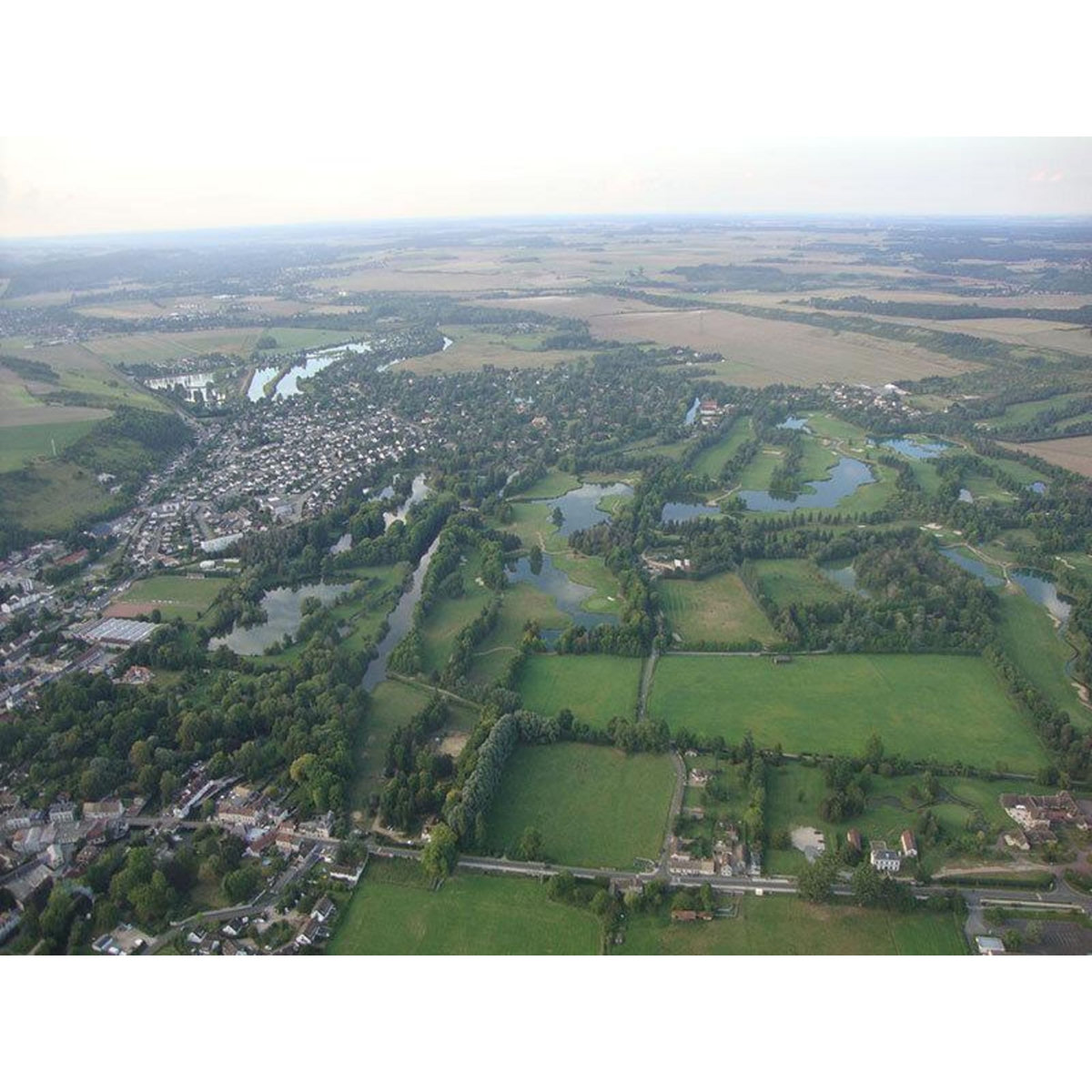 Smartbox 1h de vol spectaculaire en paramoteur près de Paris - Coffret Cadeau Sport & Aventure