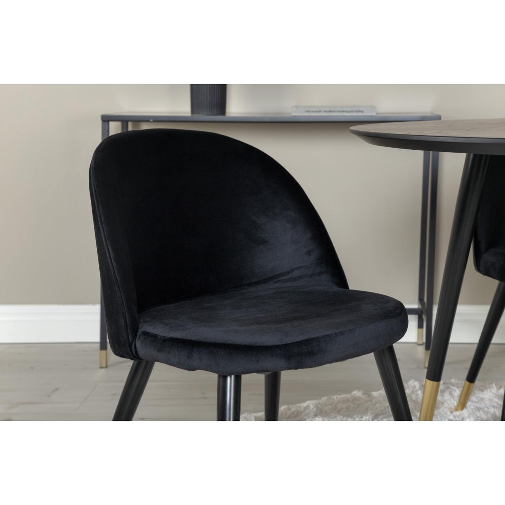 Voir la diapositive 5 : Paris Prix Ensemble table à manger & 4 chaises  dipp & velvet  115cm noir