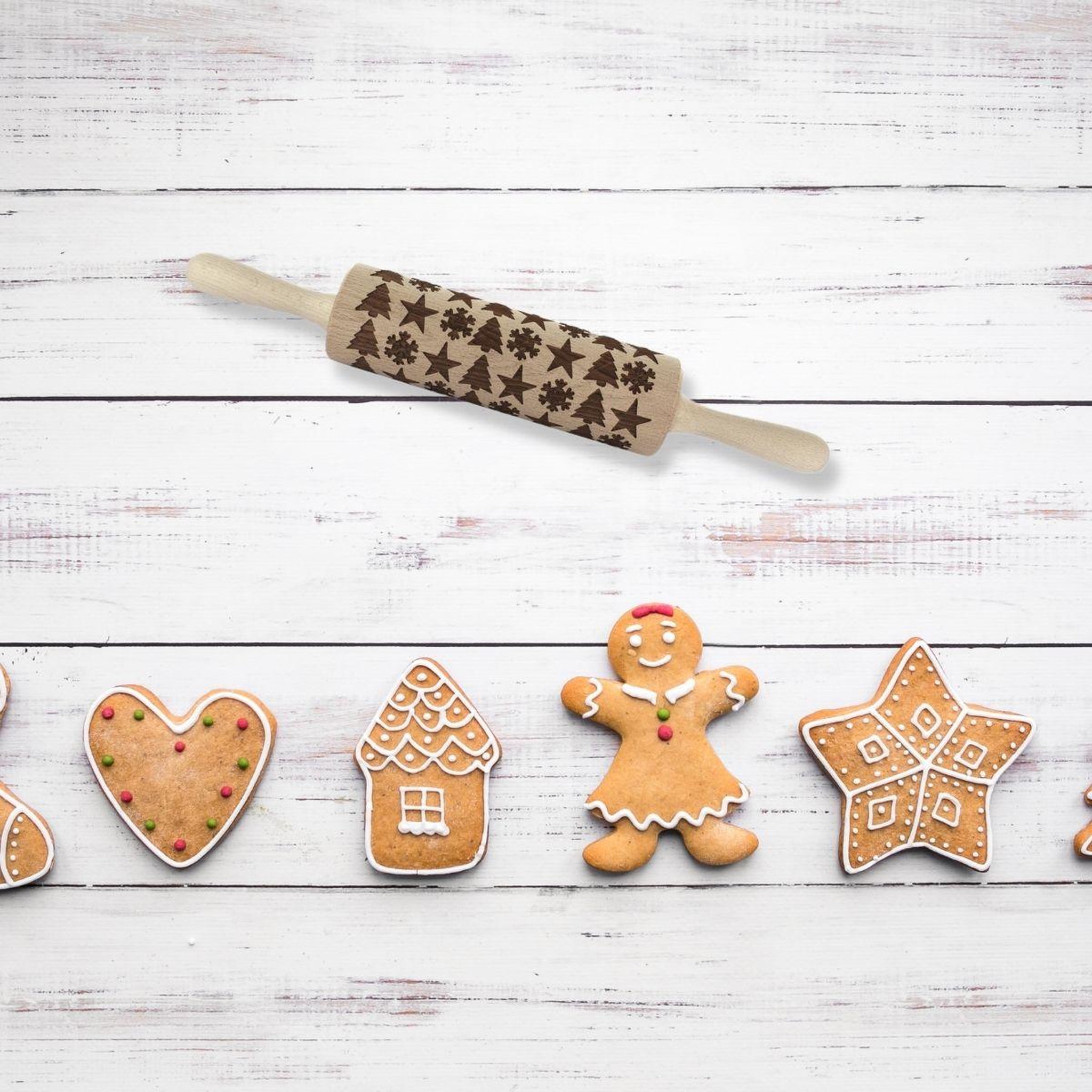 Voir la diapositive 2 : Fackelmann Rouleau à pâtisserie en bois motif noël 39 cm fackelmann noël