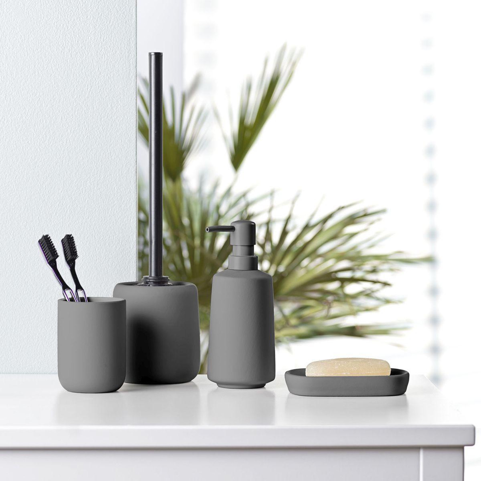 Voir la diapositive 3 : Douceur d'Intérieur Brosse wc en céramique  ceralia  38cm anthracite