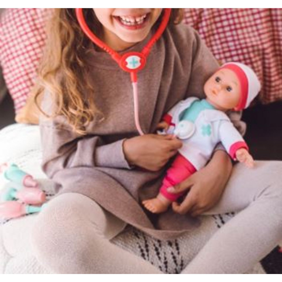 One Two Fun Coffret poupon 30 cm bébé docteur