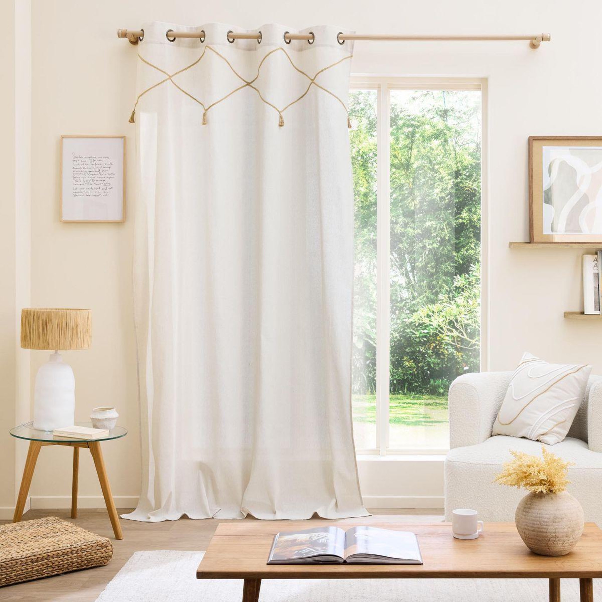 Voir la diapositive 4 : Douceur d'Intérieur Coussin déco  lacia  45x45cm beige