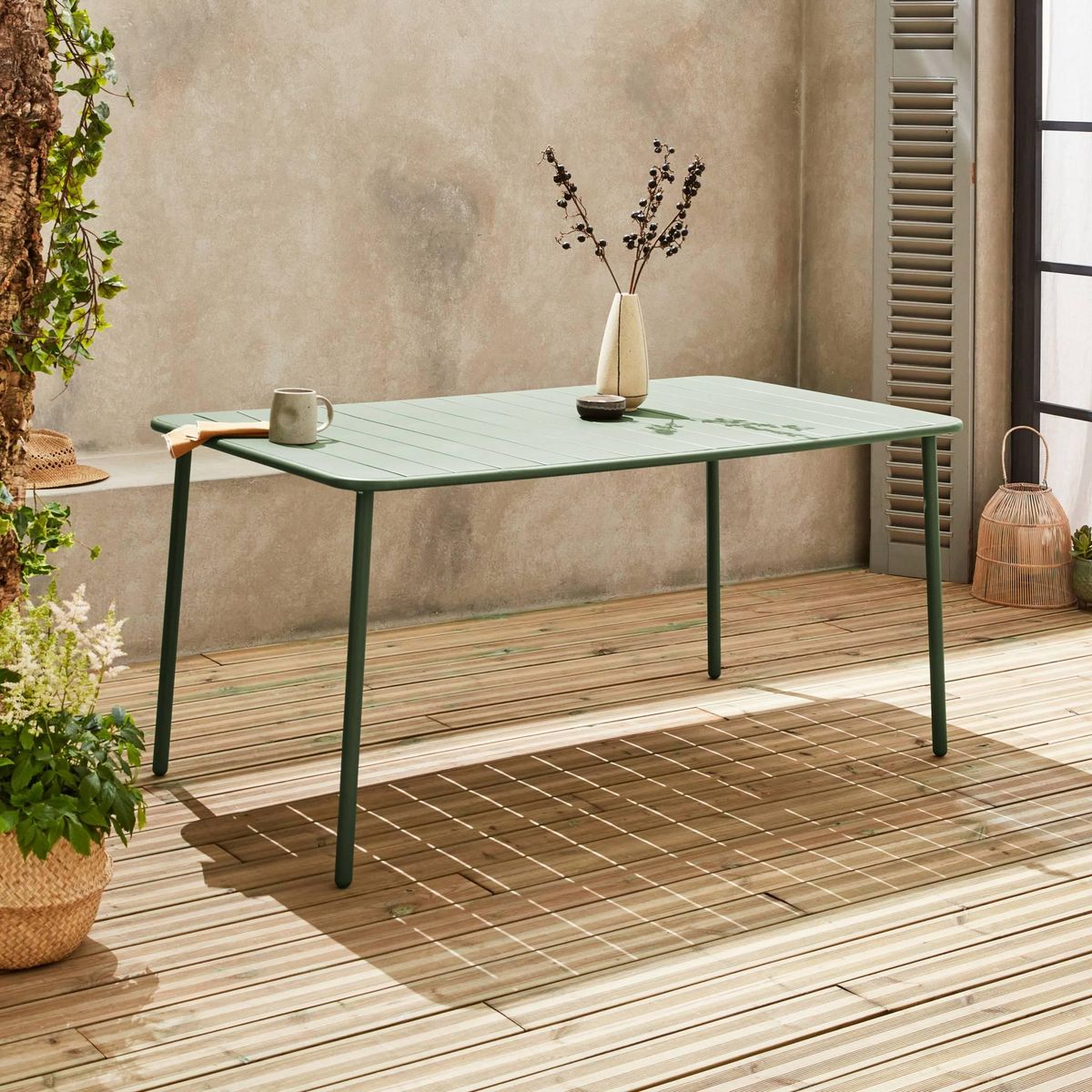 SWEEEK Table de jardin métal 6-8 places, Amelia 160x90xH72.5cm