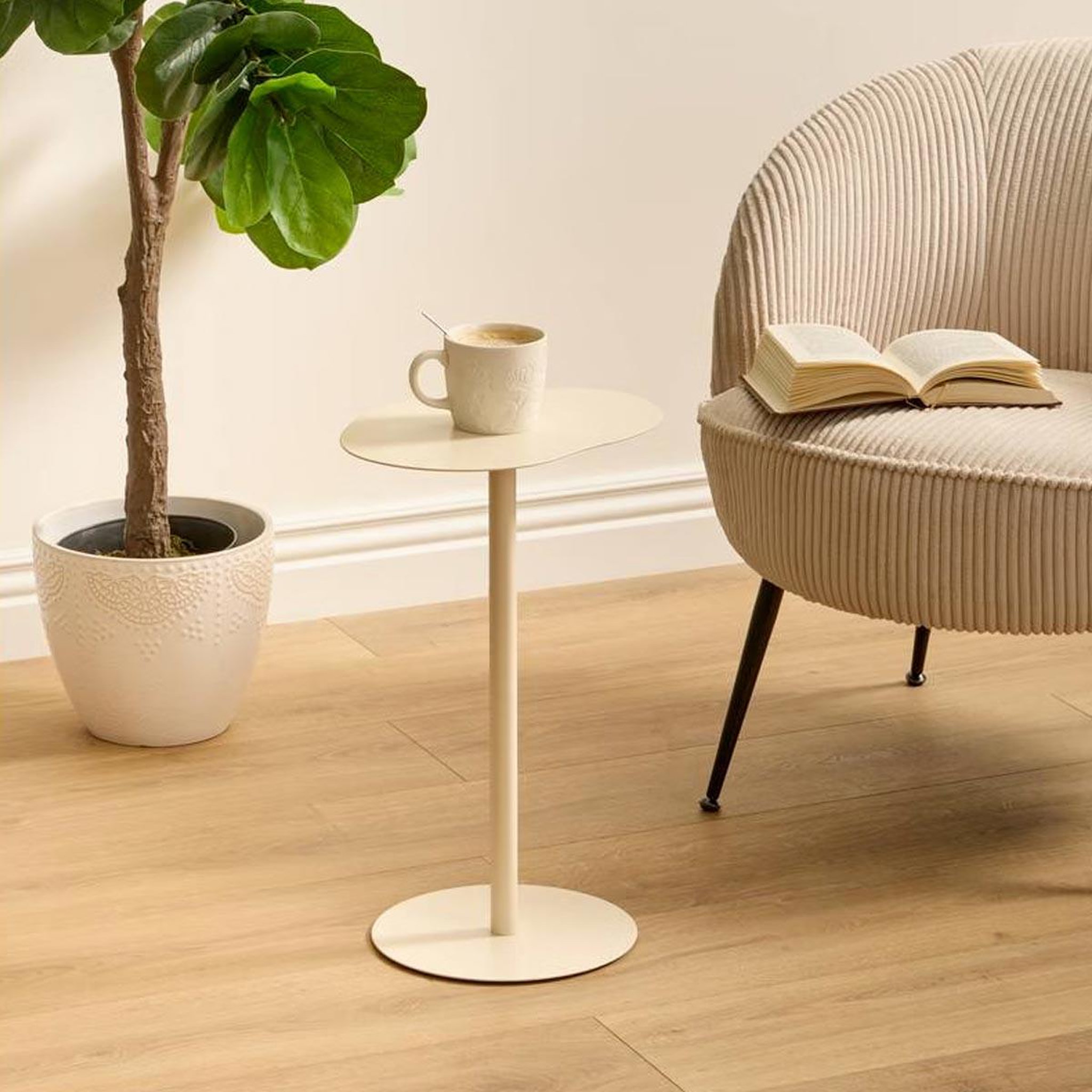 Voir la diapositive 2 : ATMOSPHERA Table d'appoint en métal  sora  50cm beige