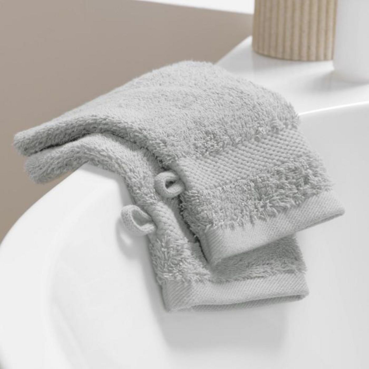 Paris Prix Lot de 2 Gants de Toilette  Elegance  15x21cm Gris Perle