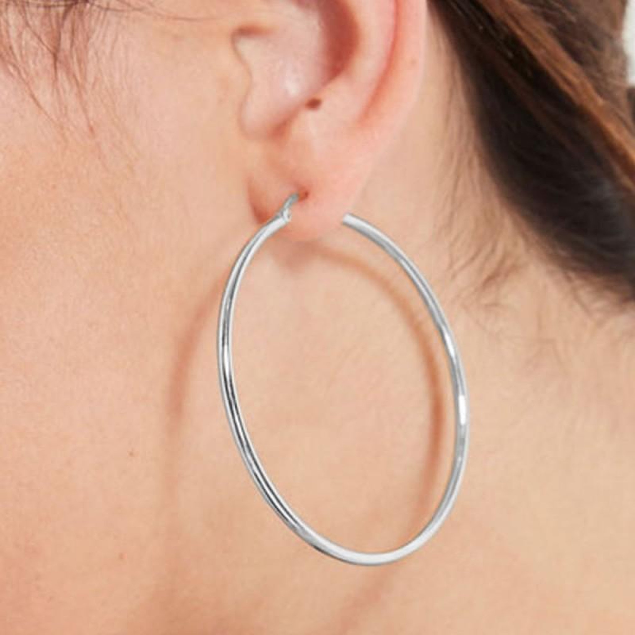 Voir la diapositive 2 : L'ATELIER D'AZUR Boucles d'Oreilles Or Blanc - Créoles Femme