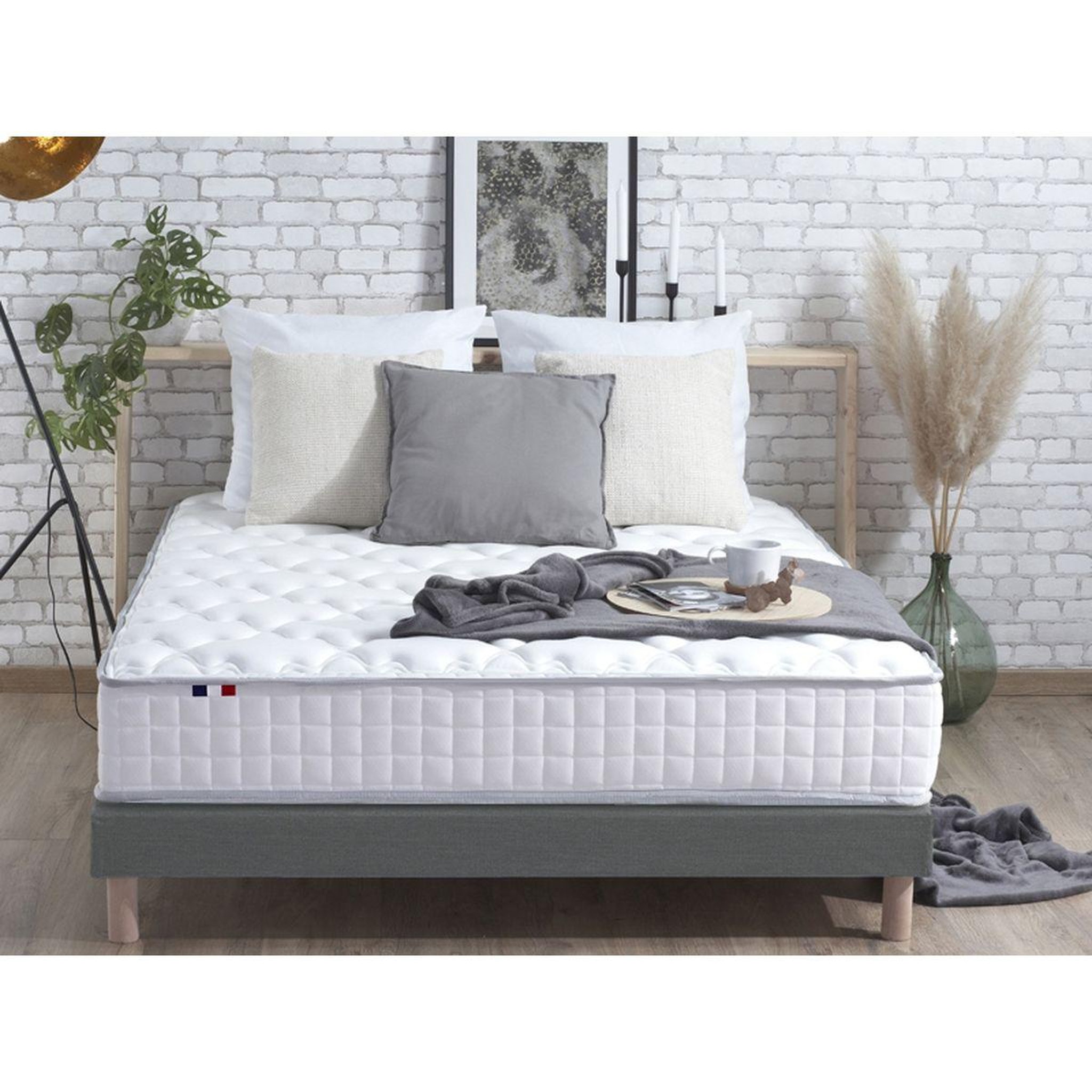 Voir la diapositive 1 : Ensemble Matelas Ressorts 7 zones + Sommier  140 x 190 cm COSMOS