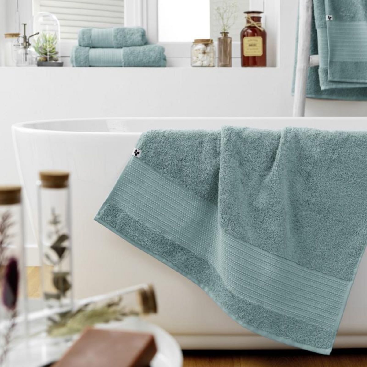 L EFFET PAPILLON Drap de douche  Garance  70 x 130 cm / 100% Coton Bio / 600 gr/m² l'Effet Papillon -  - Drap de douche 70 x 130 cm
