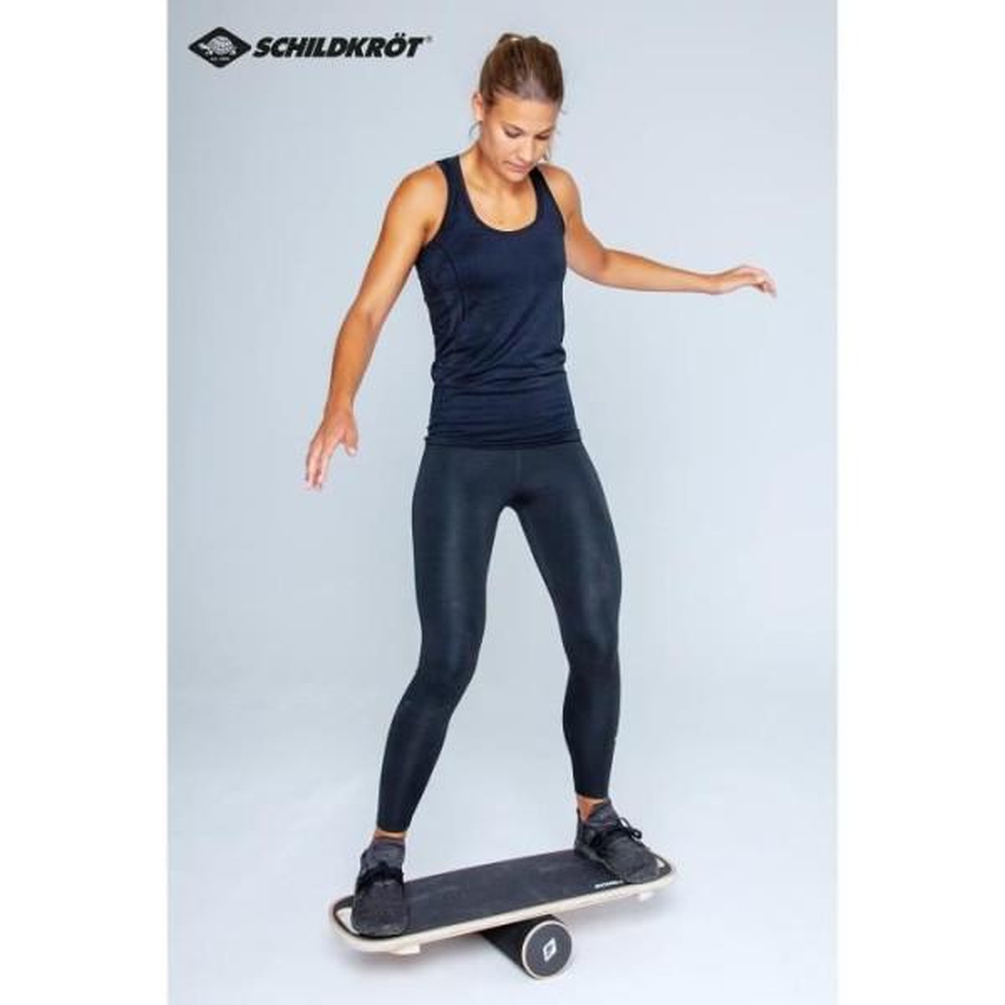 Voir la diapositive 5 : SCHILDKROT Planche d'équilibre - Fitness - SCHILDKRÖT - Antidérapant - Diametre 11 cm - 73,5 x 28 cm - WOODEN BALANCE BOARD