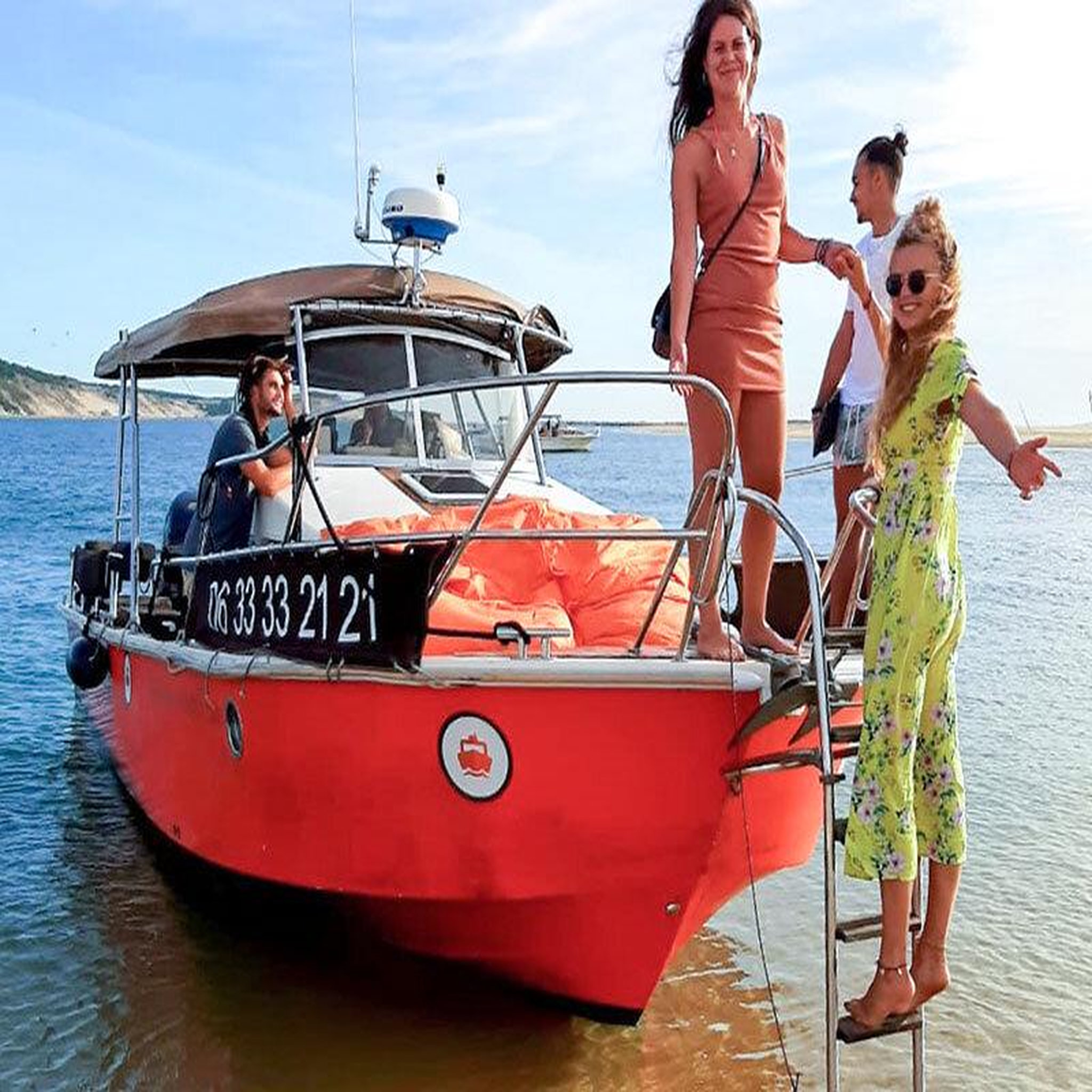 Voir la diapositive 3 : Smartbox Croisière privée à 2 ou en groupe : bassin d'arcachon, dune du pilat et banc d'arguin - coffret cadeau sport & aventure