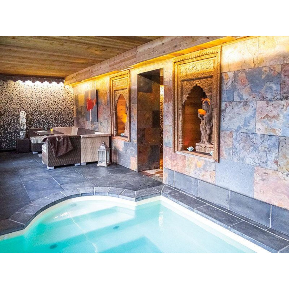 Smartbox Escapade dans le pays d'Auge en hôtel 3* avec accès au spa et gommage - Coffret Cadeau Séjour