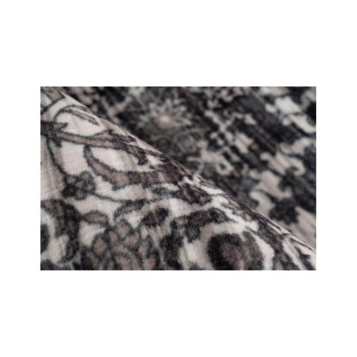 Paris Prix Tapis Tissé Imprimé à Poils Plats  Saphira  Gris