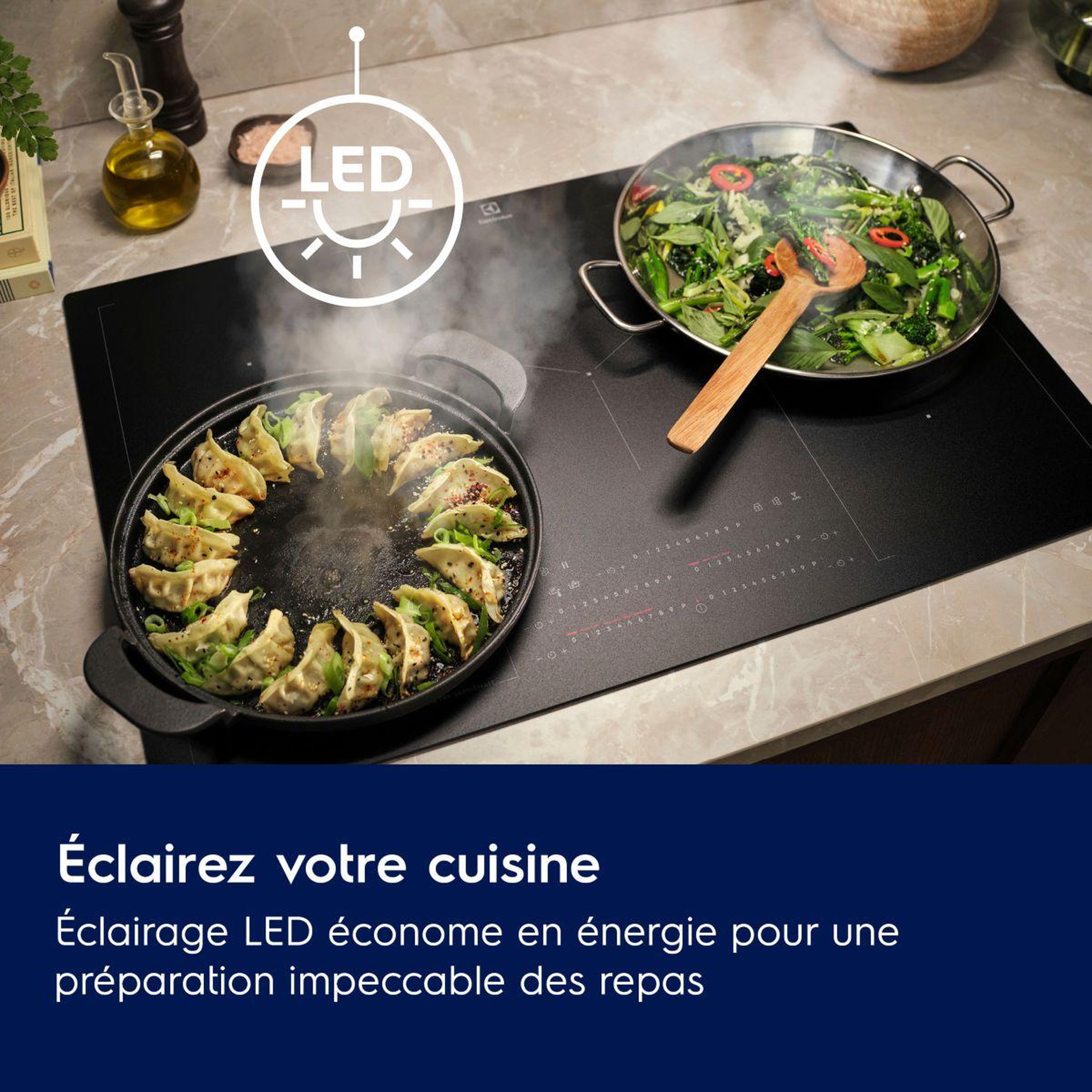 Voir la diapositive 3 : ELECTROLUX Hotte plafond LFG615X