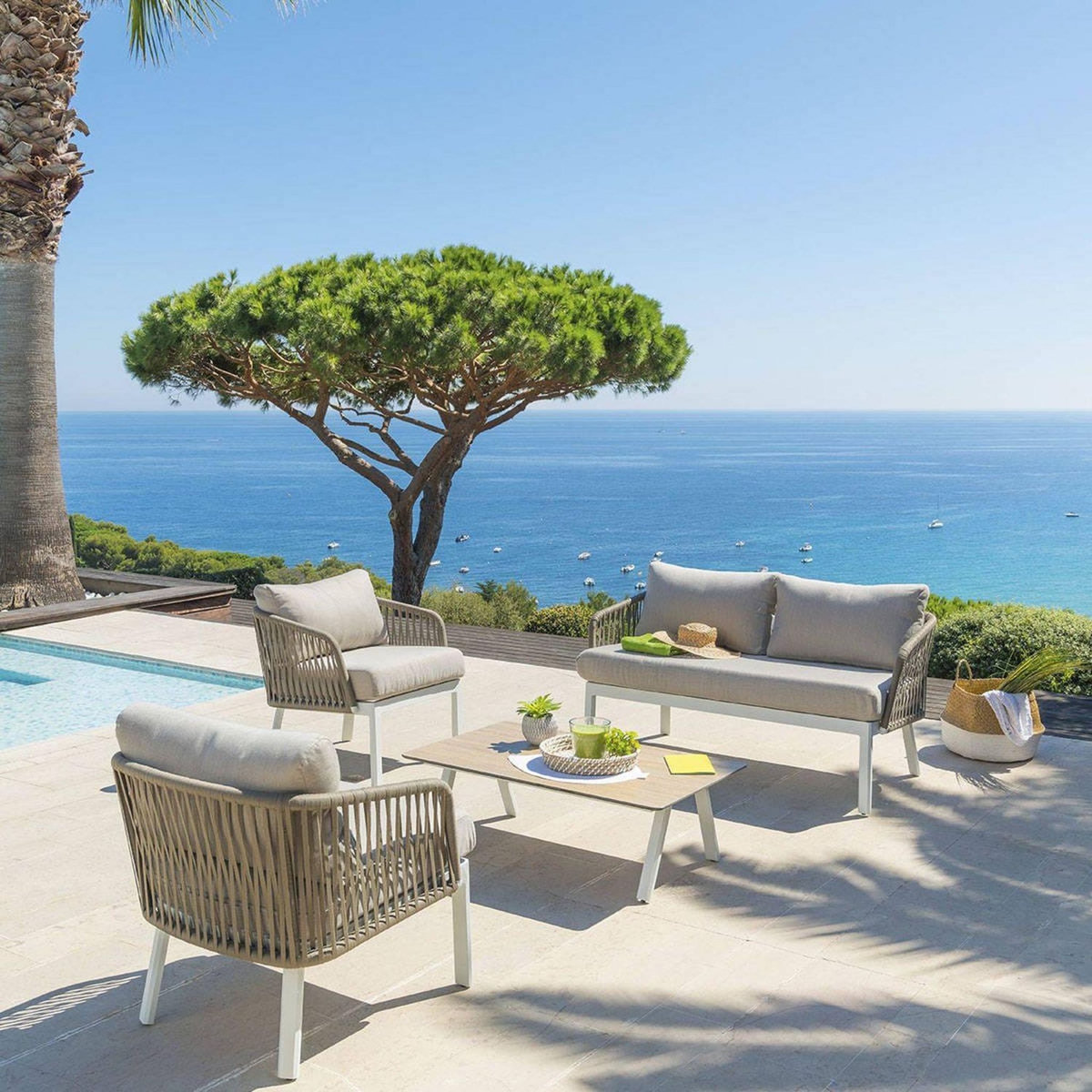 HESPERIDE Salon de jardin Barcelone - 4 Places - Marron tonka et blanc